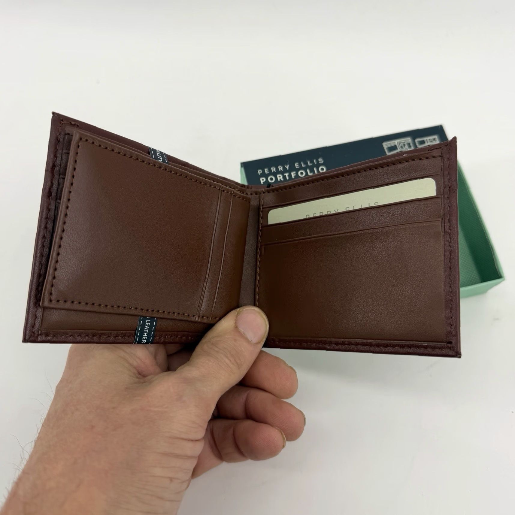 Perry Ellis Perry Ellis Portfolio Men's Passcase with Removable ID Wallet Tan Classic Bifold Wallet Mens Leather Credit Card Folding Designer Style Size ONE SIZE - 6 Thumbnail