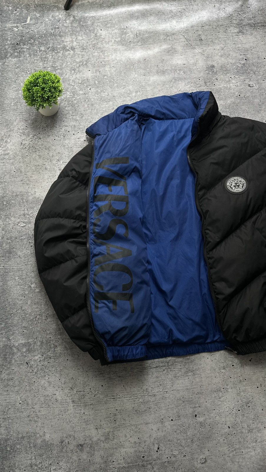 Versace Gianni Versace Medusa Down Puffer Reversible Luxury Jacket Size US L / EU 52-54 / 3 - 4 Thumbnail