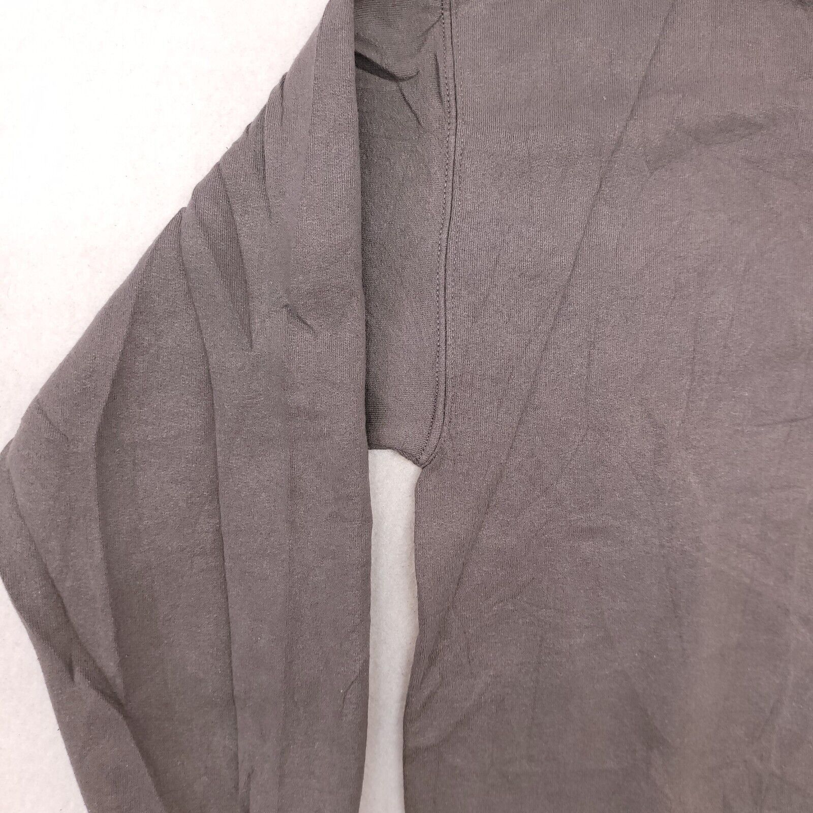 Gildan Magnolia Plantation Gildan Sweatshirt Mens Size Medium Gray Size US M / EU 48-50 / 2 - 5 Thumbnail