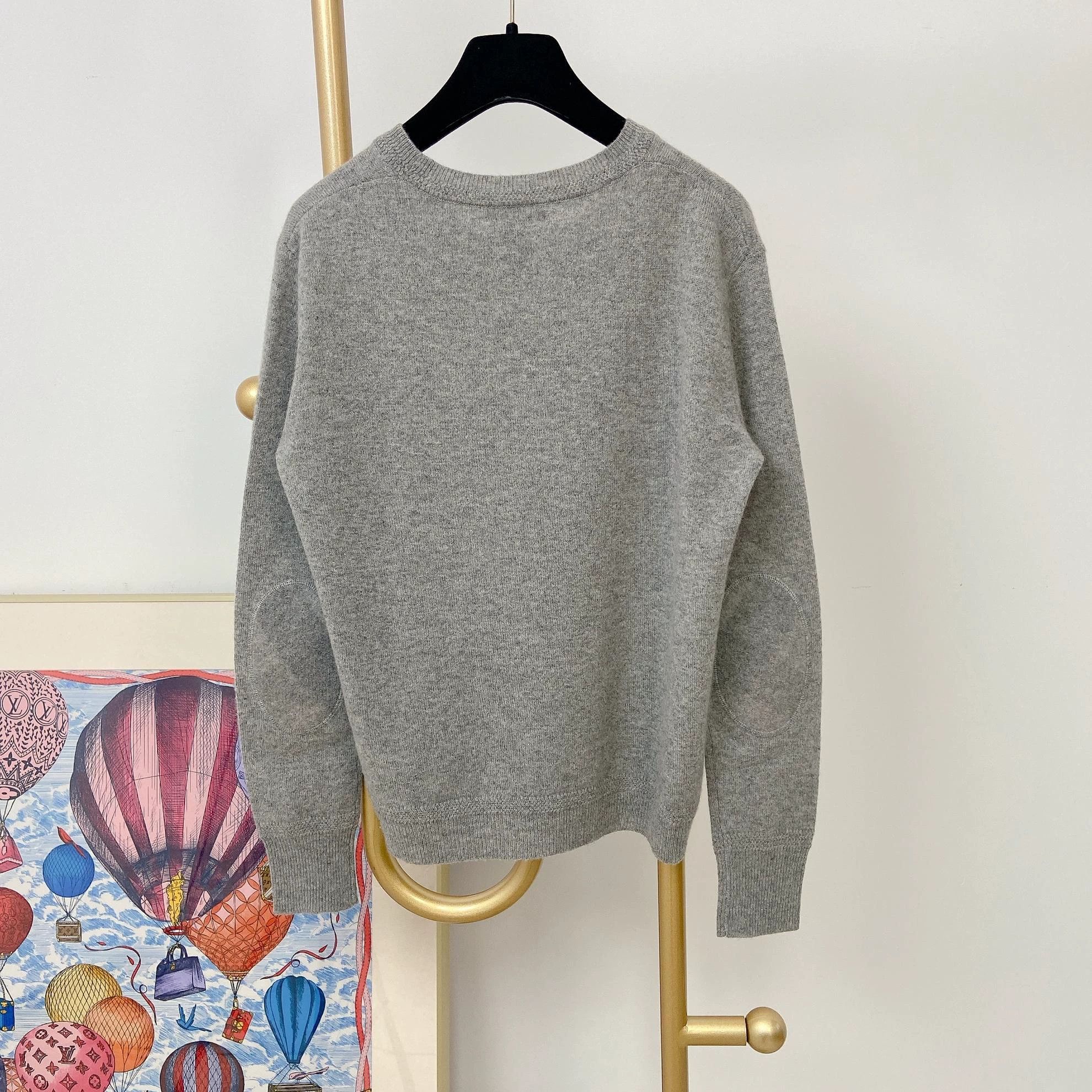 Burberry Burberry Gray Knit Top S Size S / US 4 / IT 40 - 2 Thumbnail