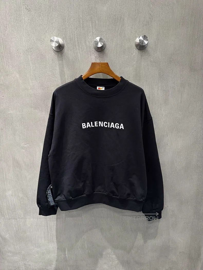 Balenciaga Balenciaga Round-neck sweatshirt Size US M / EU 48-50 / 2 - 1 Thumbnail