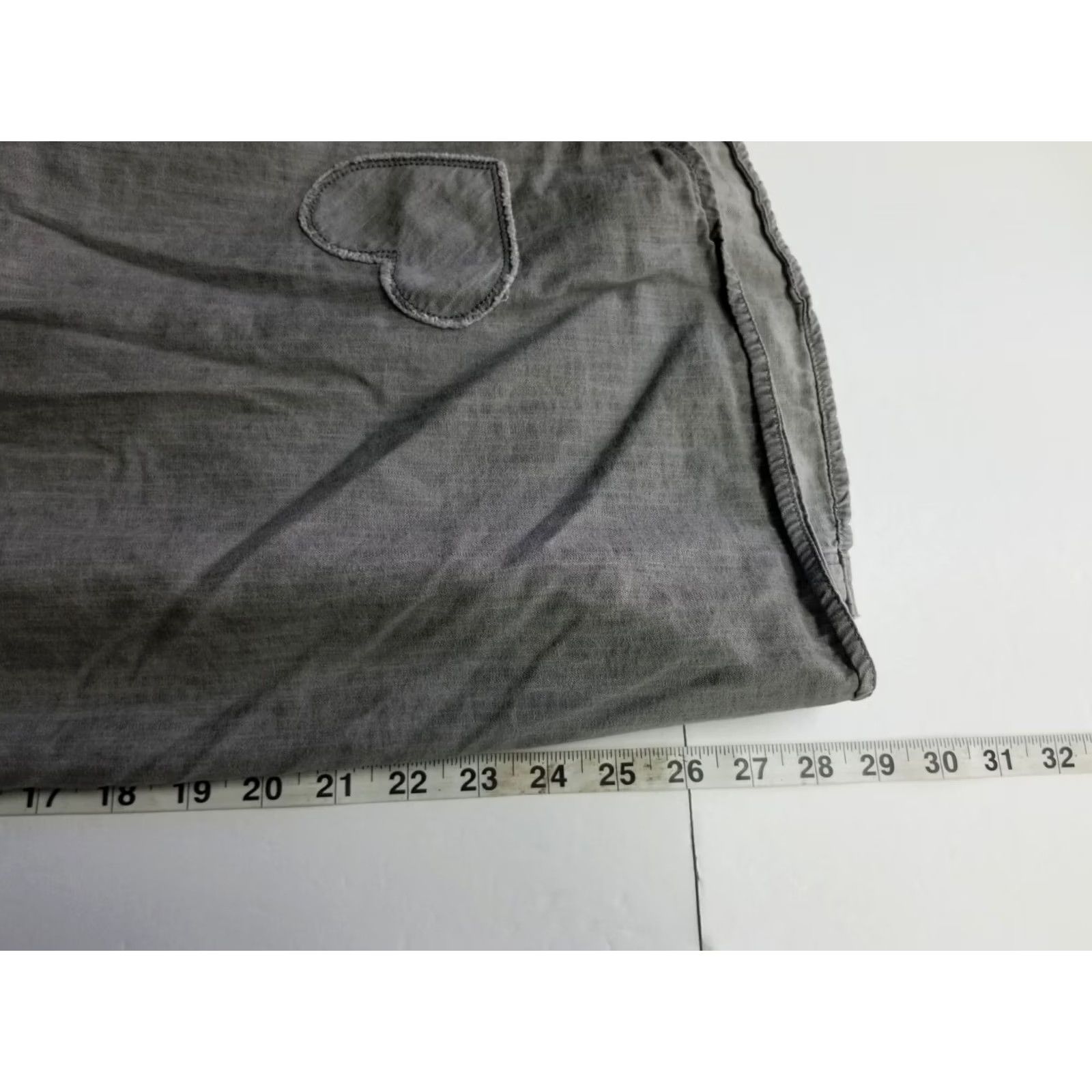 Torrid Torrid Shirt Women Plus 1X Button-Up Chambray Heart Embroidered Long Sleeve Gray Denim Front Relaxed Fit Button Front Shirt Size XL / US 12-14 / IT 48-50 - 6 Thumbnail