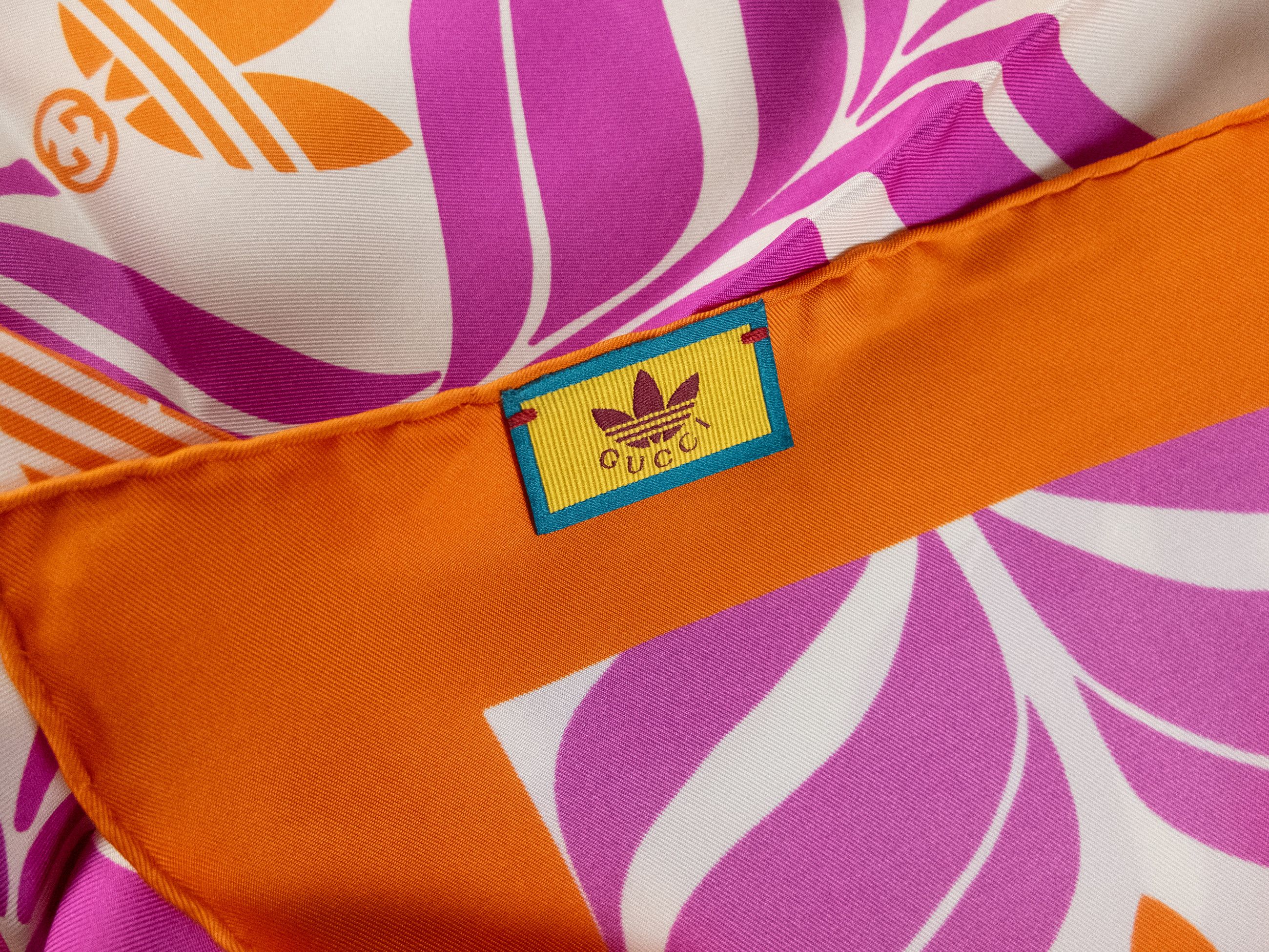 Adidas × Gucci GUCCI X ADIDAS pink orange logo print silk square scarf Size ONE SIZE - 4 Thumbnail