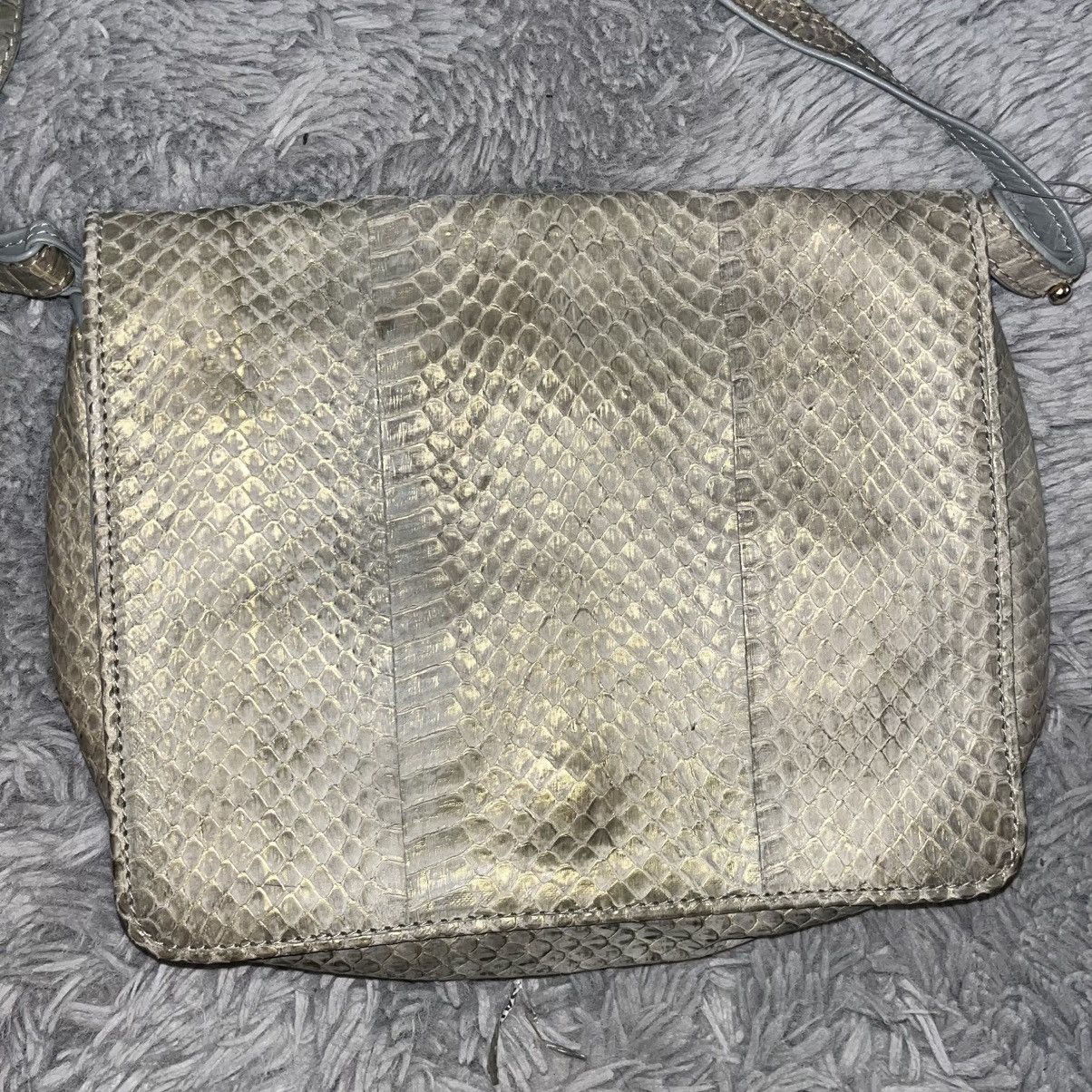 Donna Karan Donna Karan Gold Crossbody Bag with Snakeskin Texture Size ONE SIZE - 9 Thumbnail