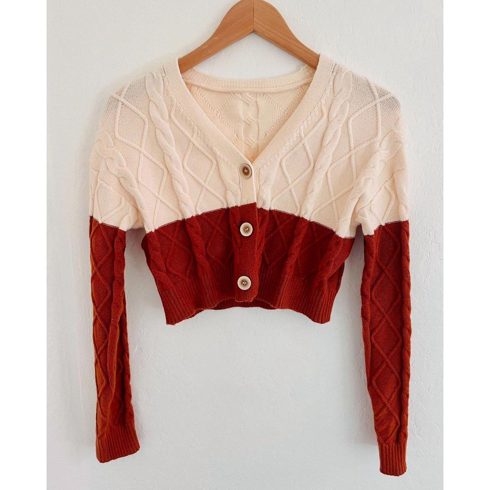 Cider Cropped Boutique Cable Knit Sweater Cardigan NEW M Size M / US 6-8 / IT 42-44 - 1 Thumbnail