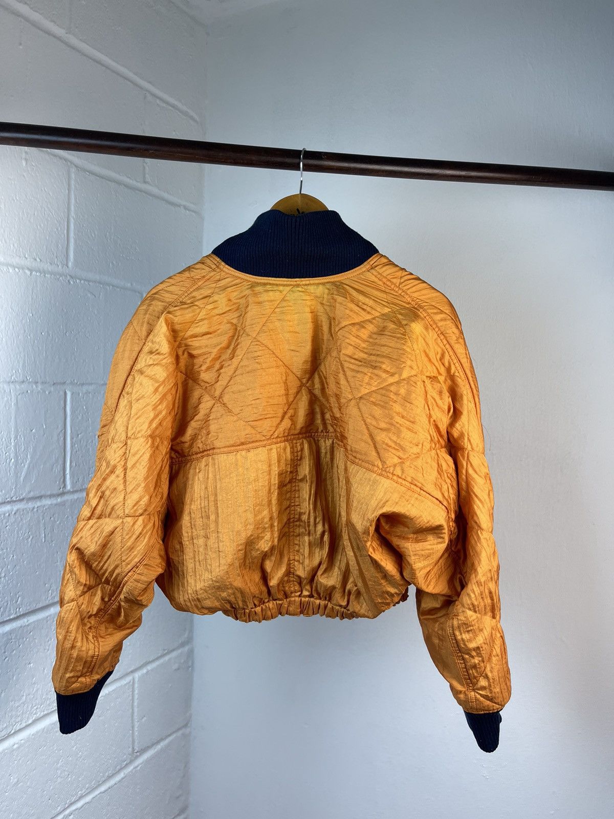 Issey Miyake × Tsumori Chisato 90s ISSEY MIYAKE CROPED REVERSIBLE BOMBER JACKET Size US L / EU 52-54 / 3 - 11 Thumbnail