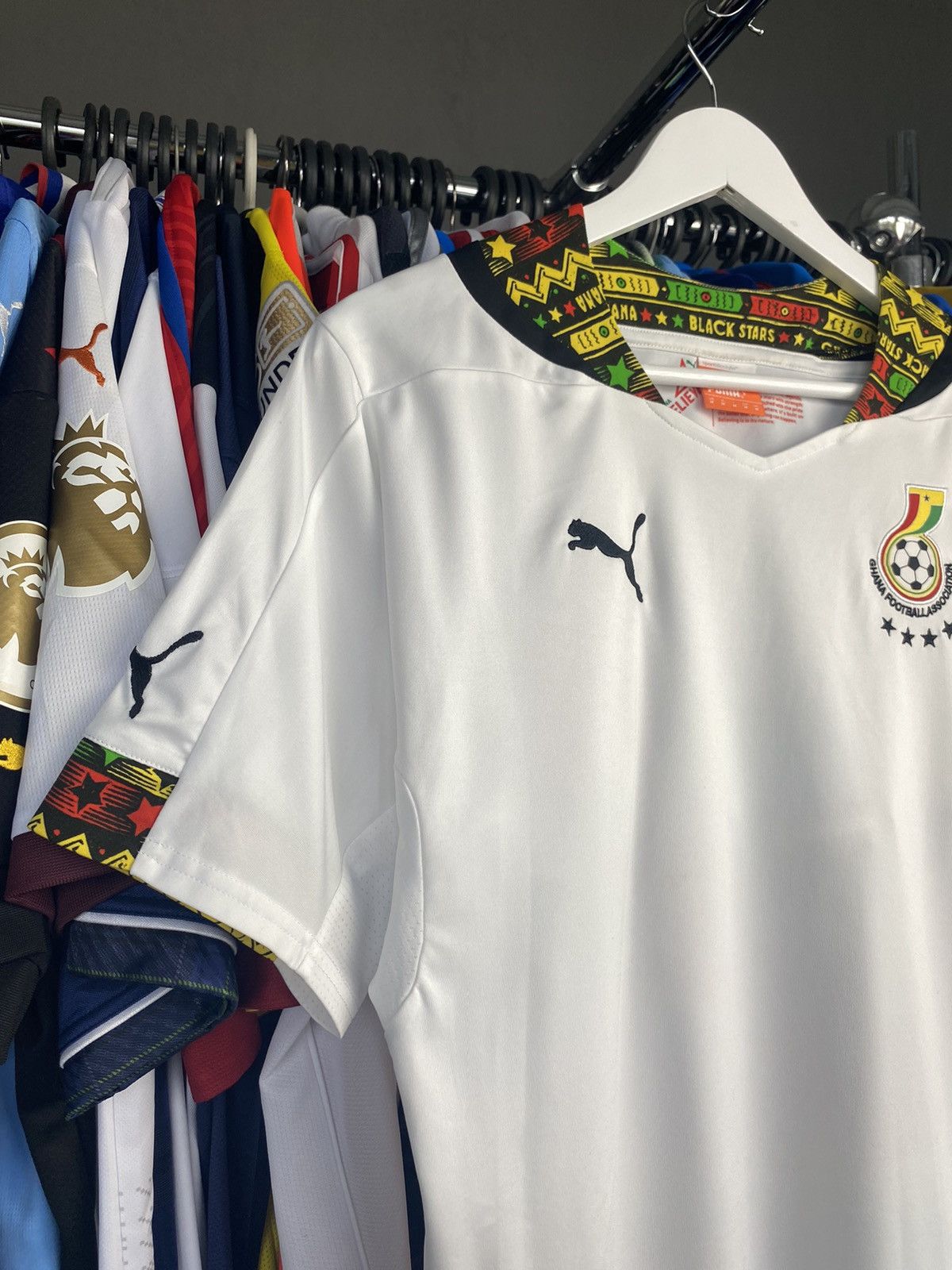 Puma 2014/16 PUMA GHANA HOME SOCCER FOOTBALL JERSEY SHIRT Size US M / EU 48-50 / 2 - 3 Thumbnail