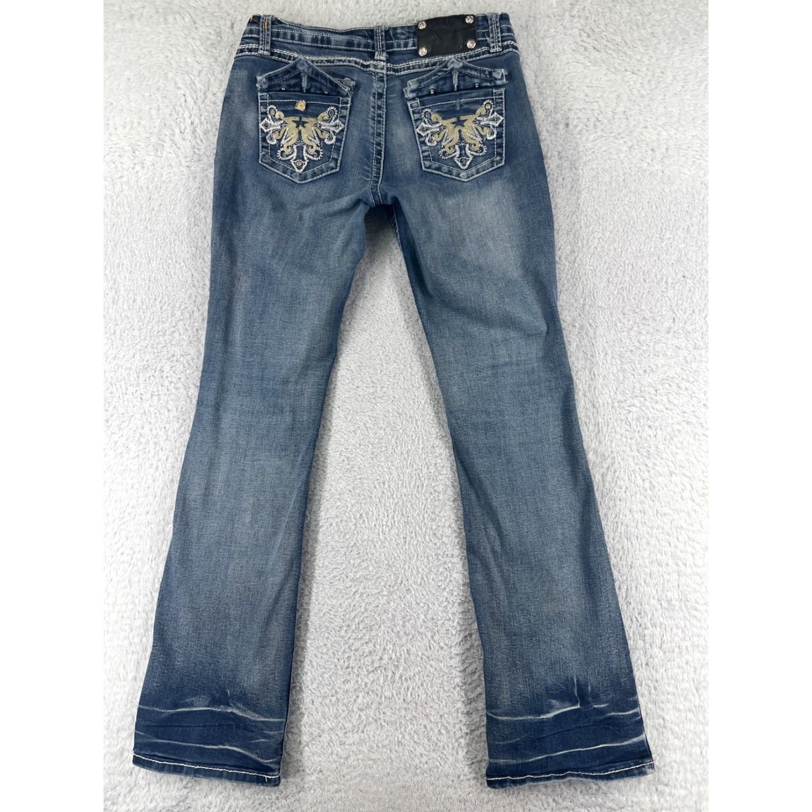 Vintage Vi Vi Diva Jeans Women 8 Blue Denim Bootcut Mid Rise Regular Inseam 32 5-Pocket Embroidered Cotton Blend Vintage? No. Size 30" / US 8 / IT 44 - 2 Thumbnail