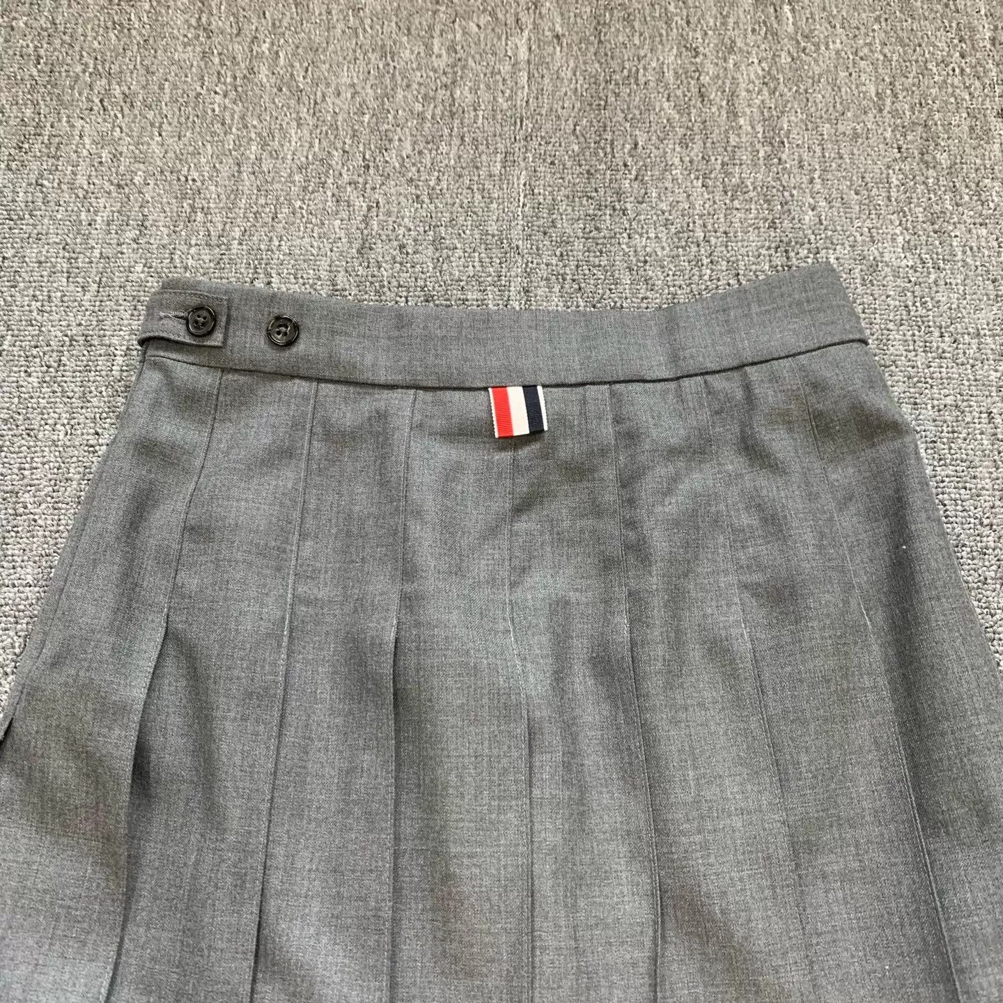 Thom Browne Thom Browne Gray Pleated Long Skirt 38 98 New Size 26" / US 2 / IT 38 - 6 Thumbnail