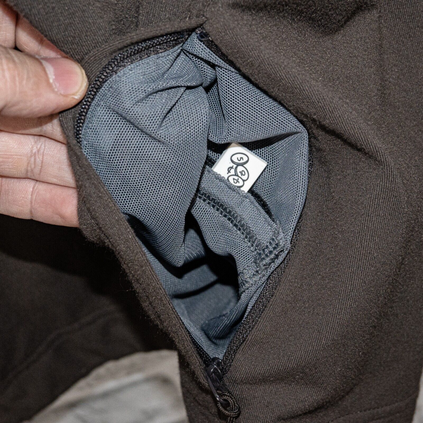Lululemon Lululemon Full Zip Track Jacket vent Mesh Armpit in Brown Size US L / EU 52-54 / 3 - 9 Thumbnail