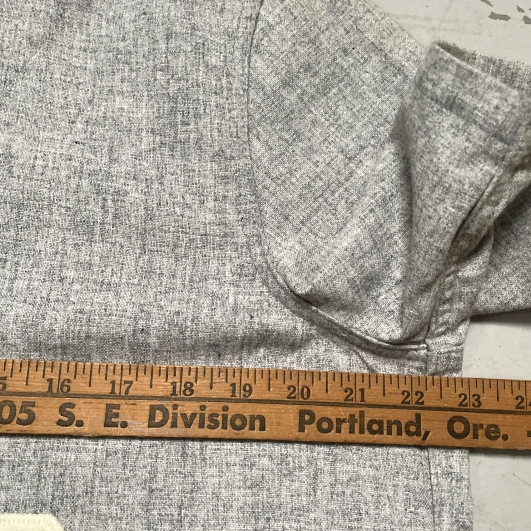 Dehen 1920 VINTAGE Dehen 1920 Baseball Jersey USA L Gray Wool Style Spell Out Size US L / EU 52-54 / 3 - 3 Thumbnail
