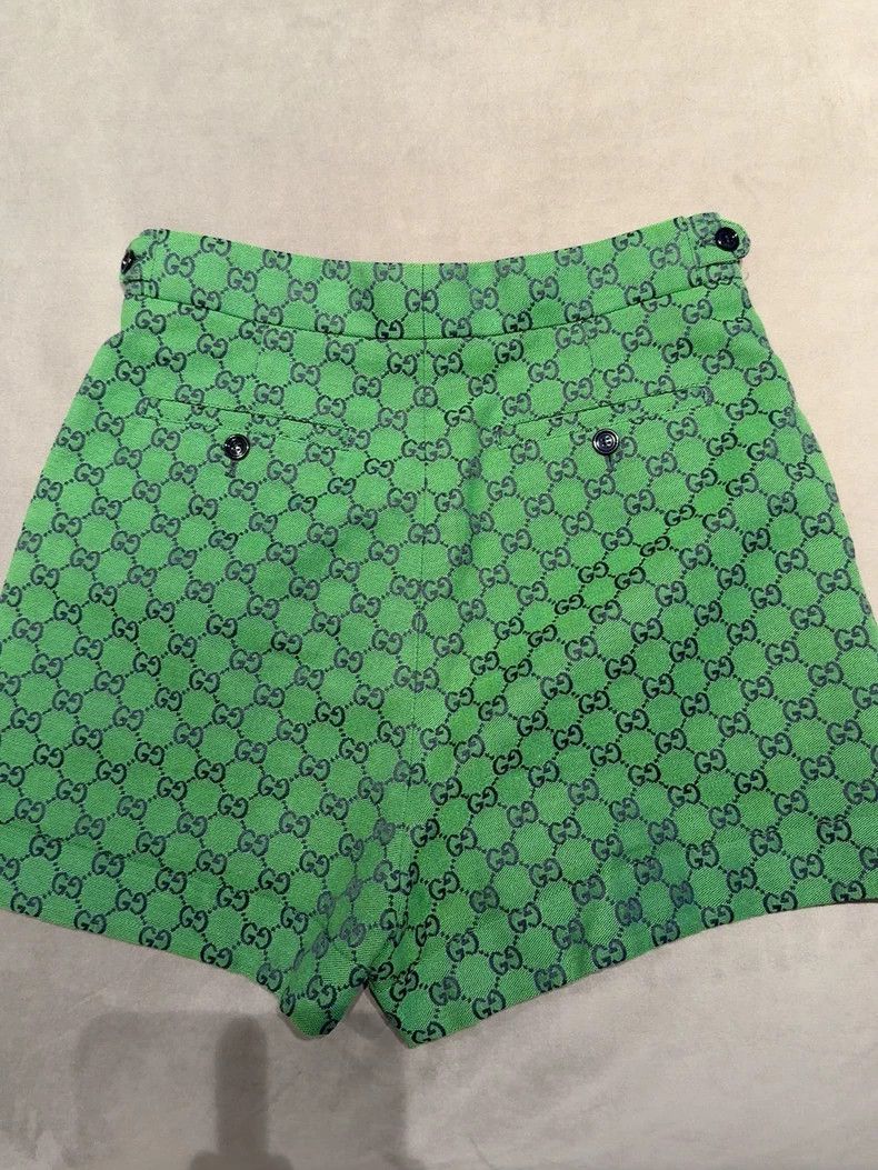 Gucci Gucci Popular logo shorts 2503-Nextarrow Size US 26 / EU 42 - 2 Thumbnail