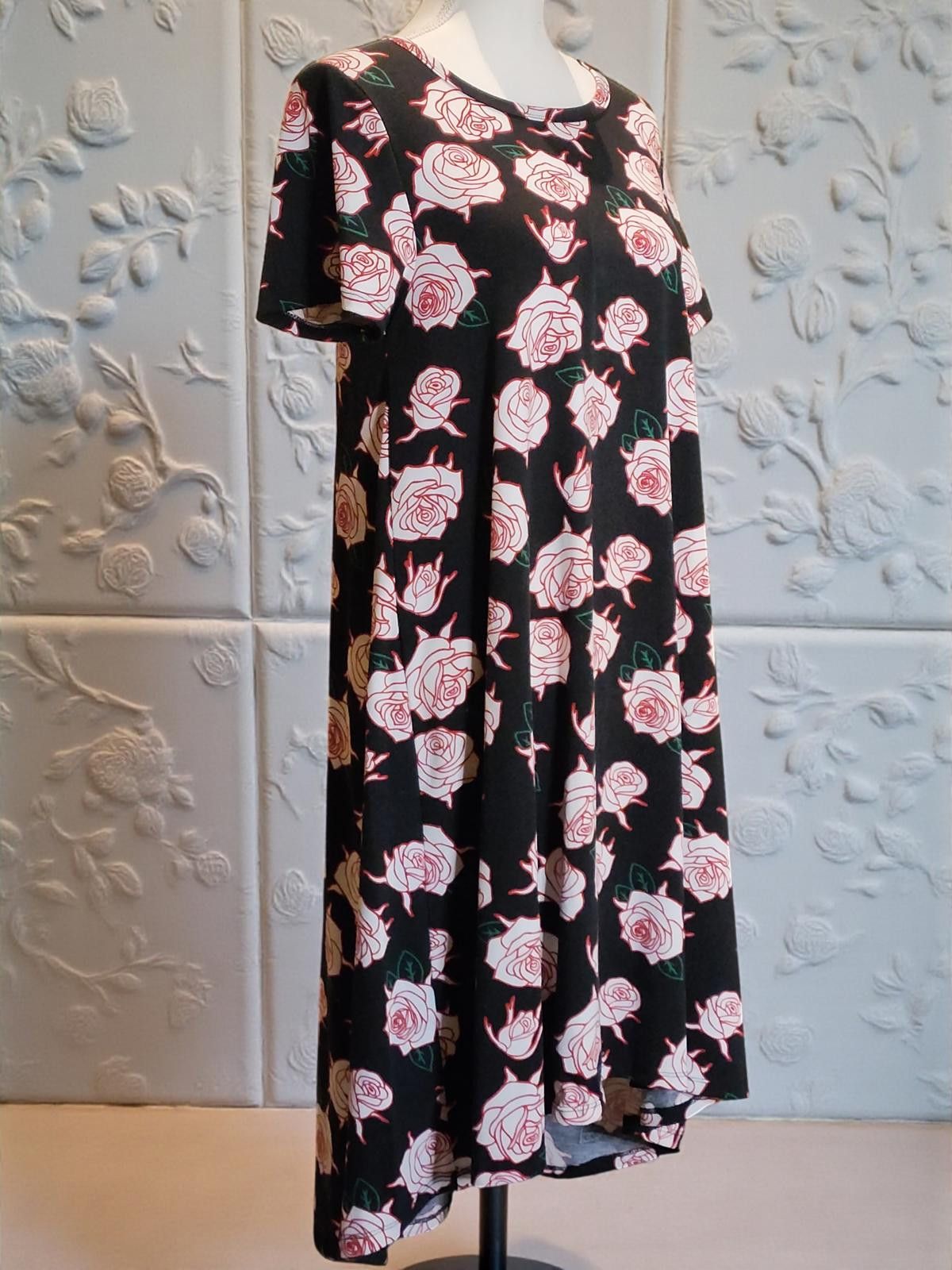 Other LuLaRoe Women's Midi Dress Size Small Black with Pink Rose Size S / US 4 / IT 40 - 4 Thumbnail
