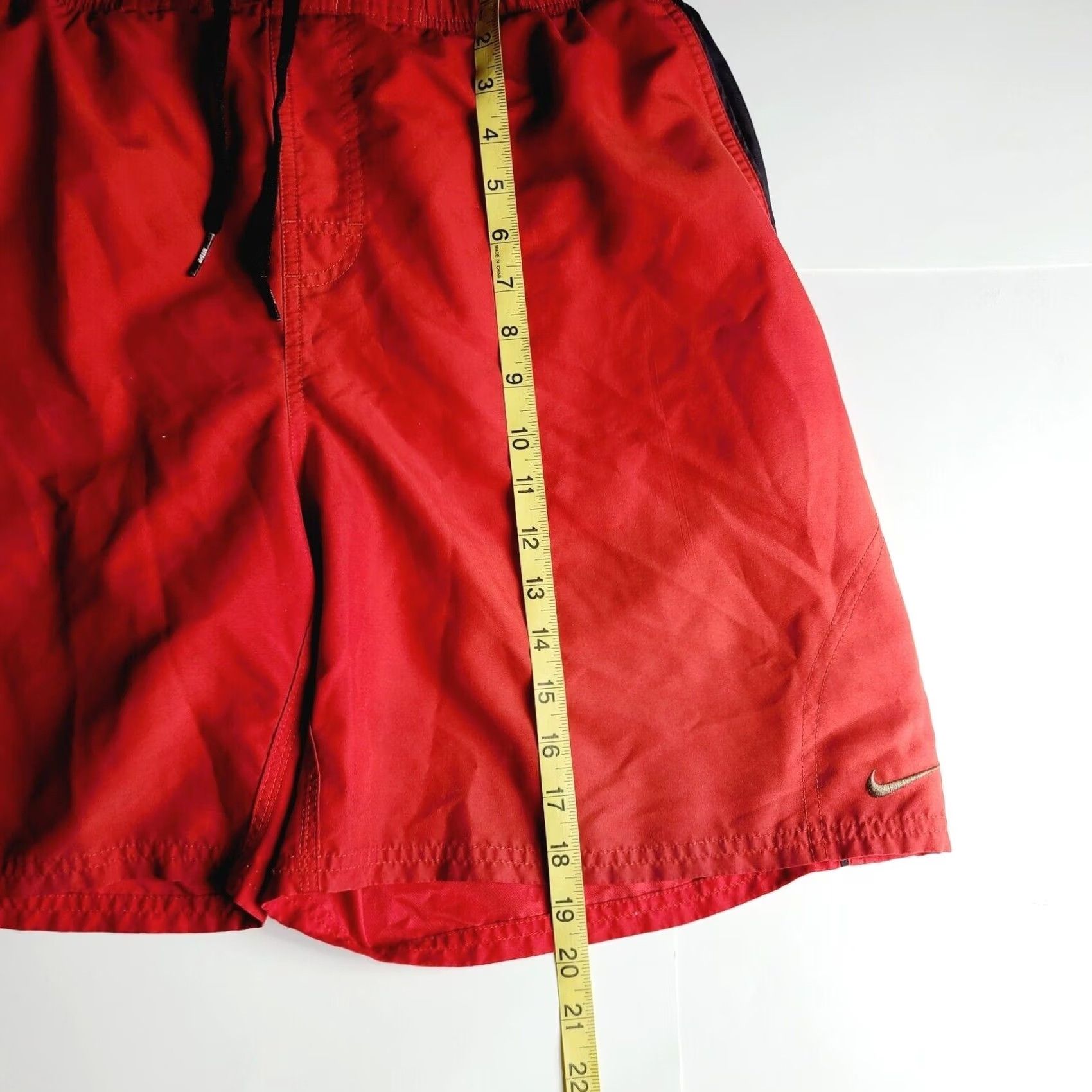 Nike Nike Men's Board Swim Trunks Large Red Black Lined Shorts Pockets Size US 33 - 5 Thumbnail