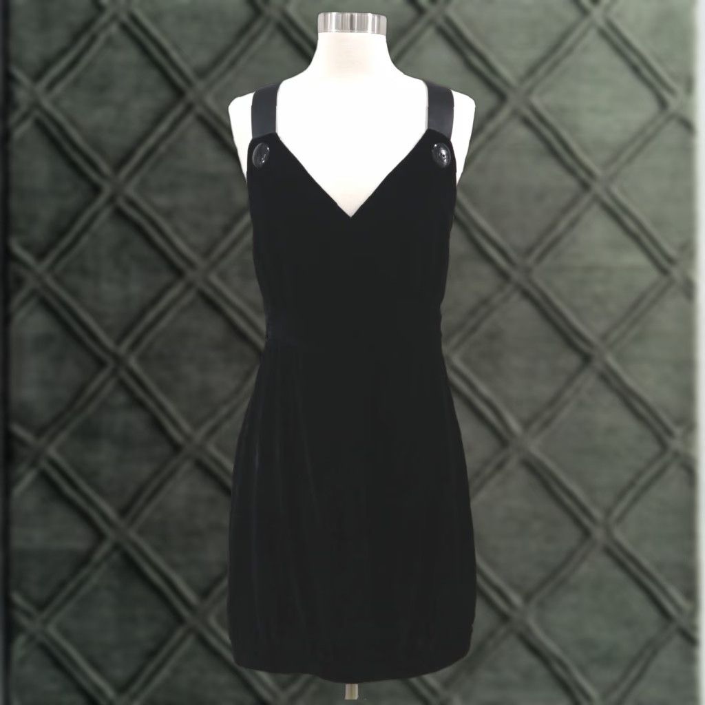 black plus size tulle dress Plus Size Black Lace & Sequin Gown with Deep V-Neck and Tulle Overlay  CDCC0389C