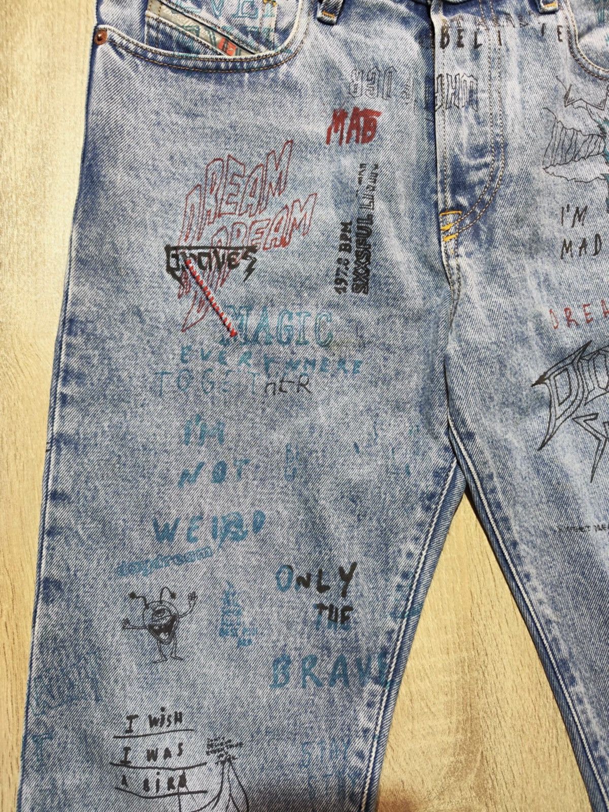 Diesel × Vintage Diesel Mharky slim skinny graffiti jeans size 31 Size US 31 - 2 Thumbnail