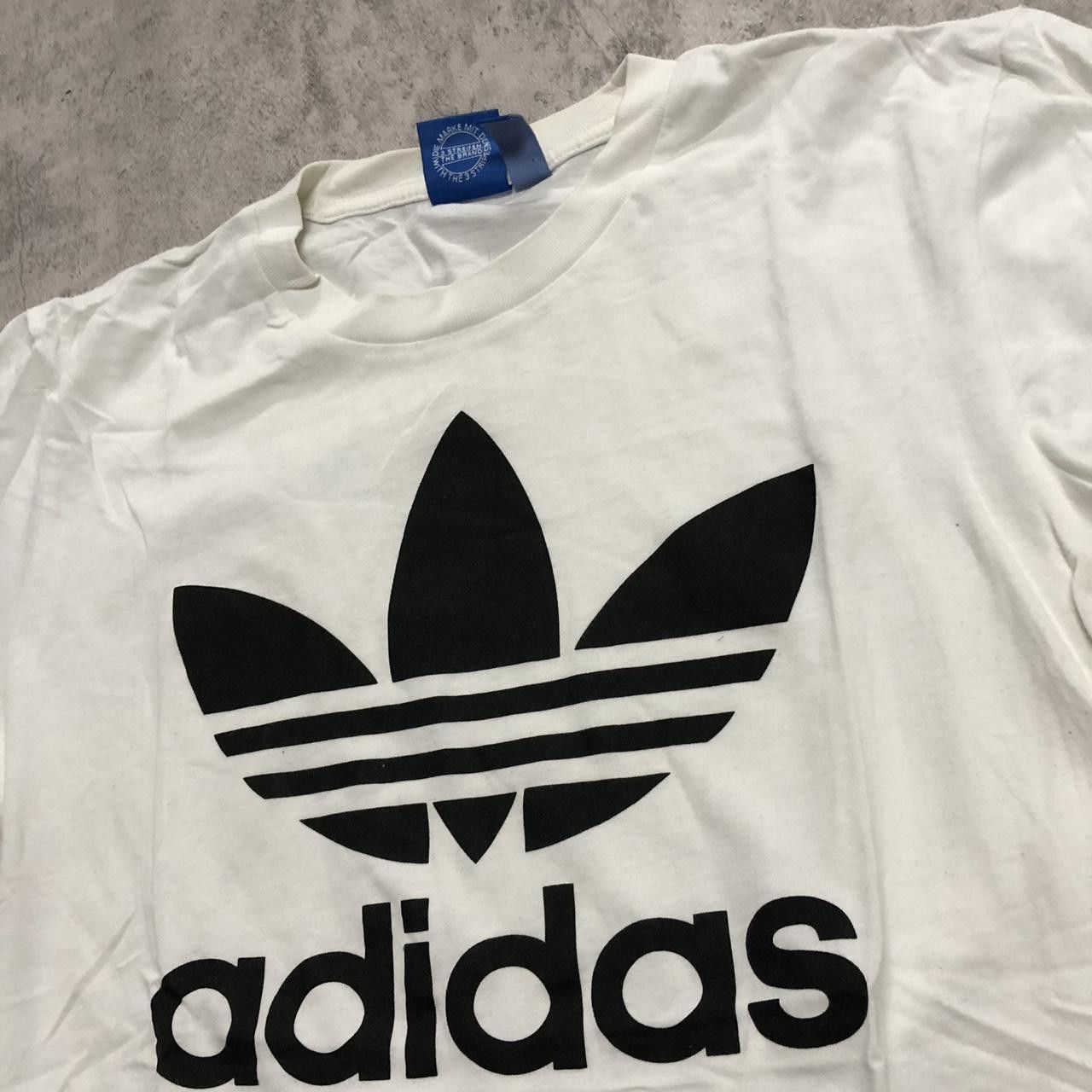 Adidas White Adidas T-shirt with black logo Size US S / EU 44-46 / 1 - 2 Thumbnail