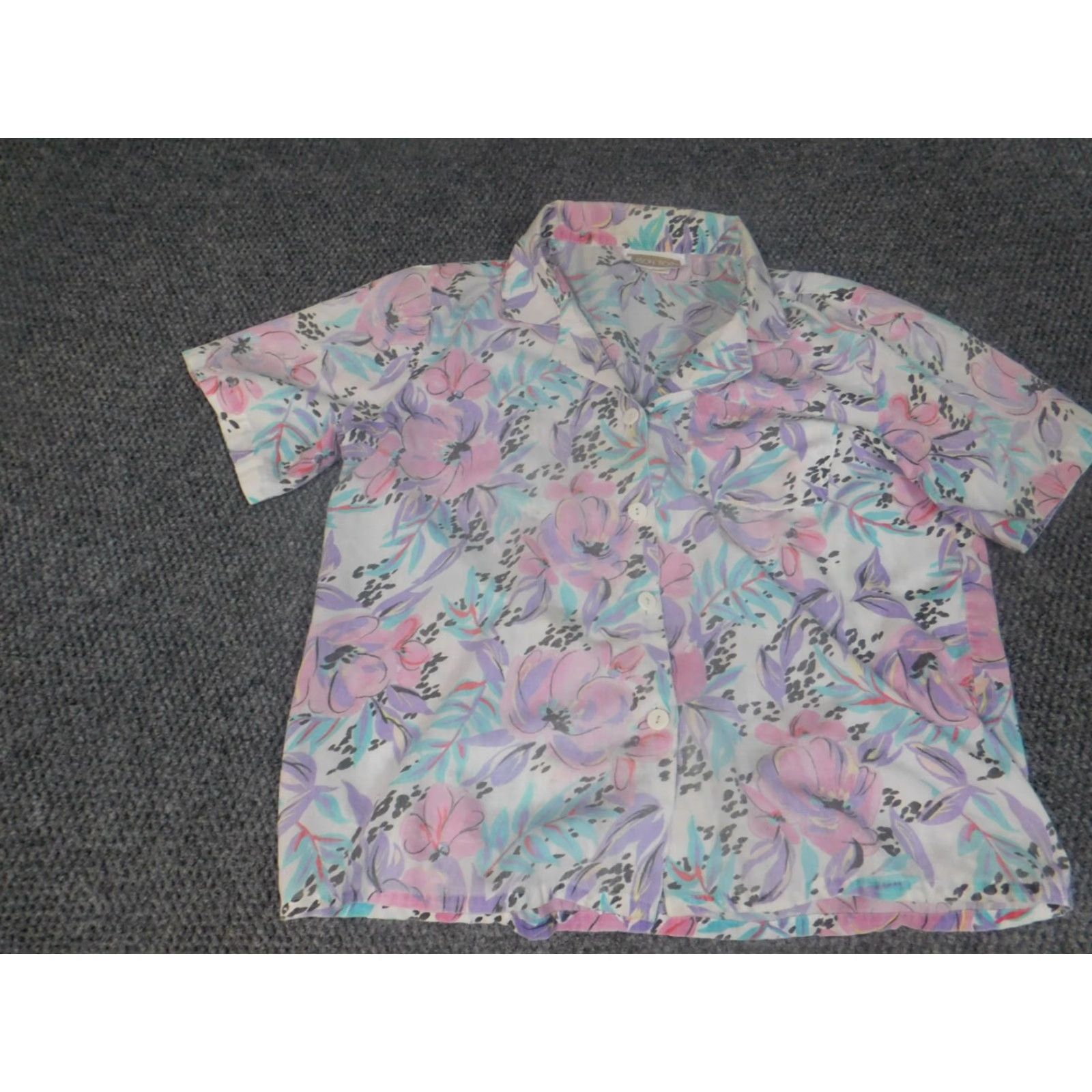 Vintage Season Ticket Blouse Womens Large Purple Floral Button Down Short Sleeve Collared Pullover Rayon Purple Floral Casual Classic Stretch L Womens Size L / US 10 / IT 46 - 2 Thumbnail
