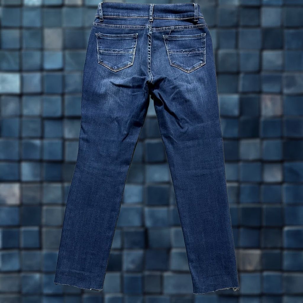Vintage SOHO Jeans Womens 6 Blue Denim High Waisted Legging Stretch Distressed Skinny Jeans Size 28" / US 6 / IT 42 - 1 Thumbnail
