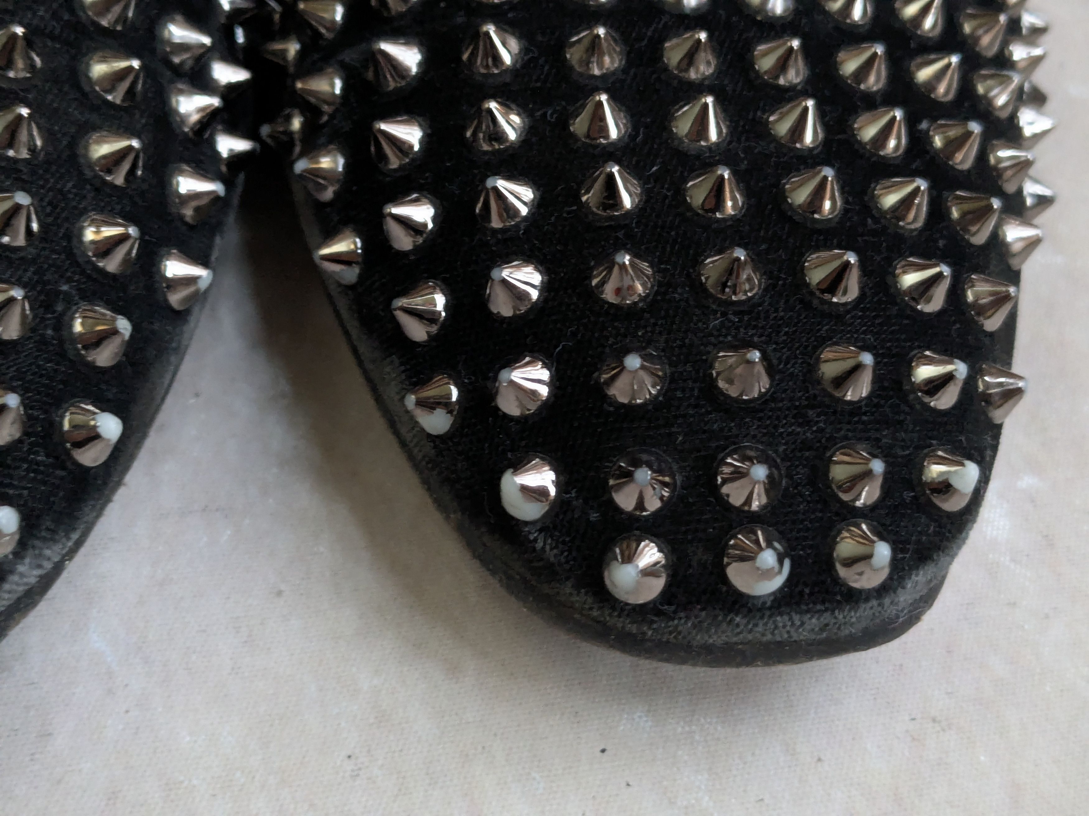 Christian Louboutin Christian Louboutin Spike Loafers Black Velvet 9.5 42.5 Size US 9.5 / EU 42-43 - 6 Thumbnail
