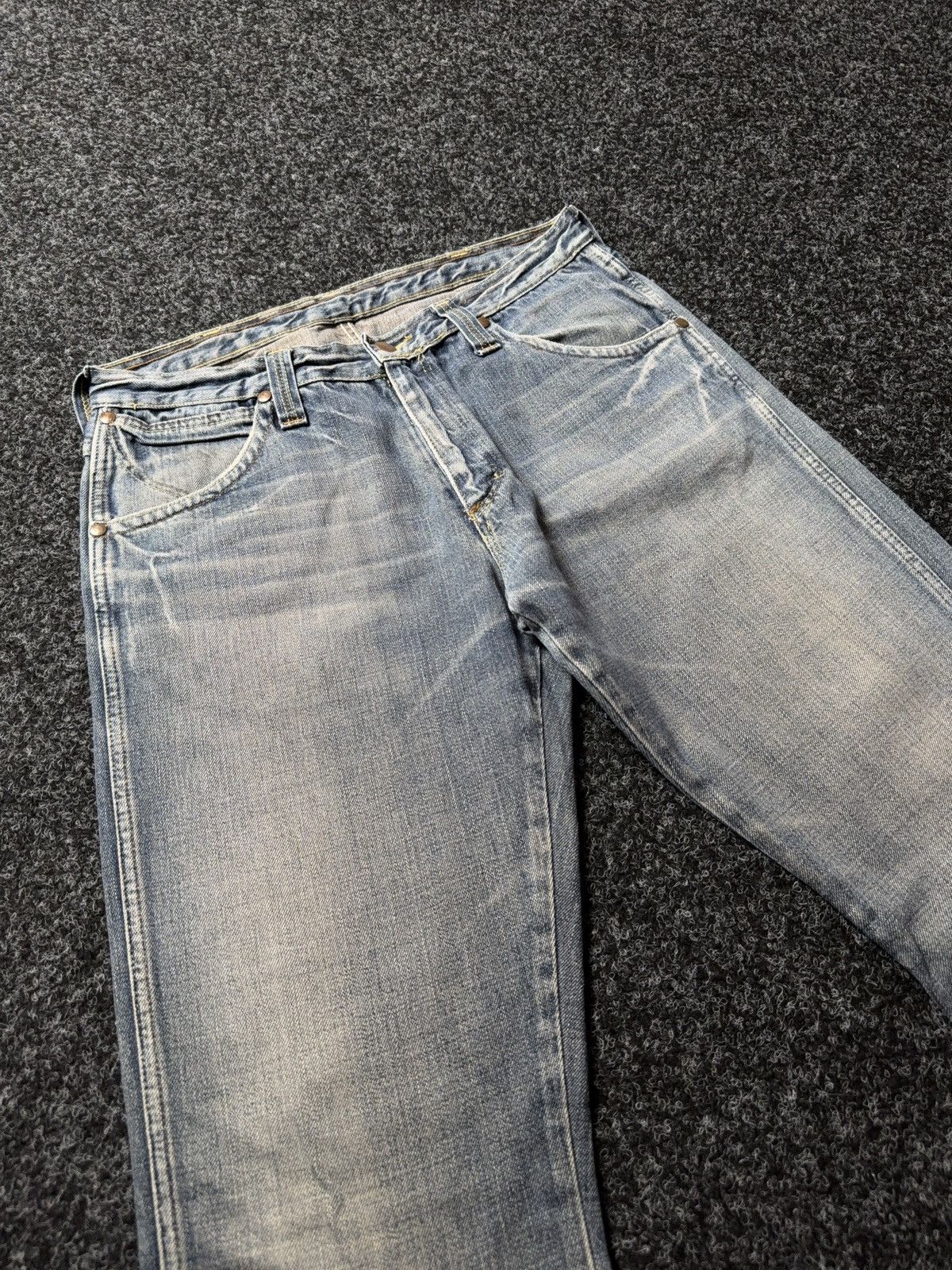 Wrangler Archive 90s Wrangler DAYTON Distressed Faded Bootcut Jeans Size US 32 / EU 48 - 8 Thumbnail
