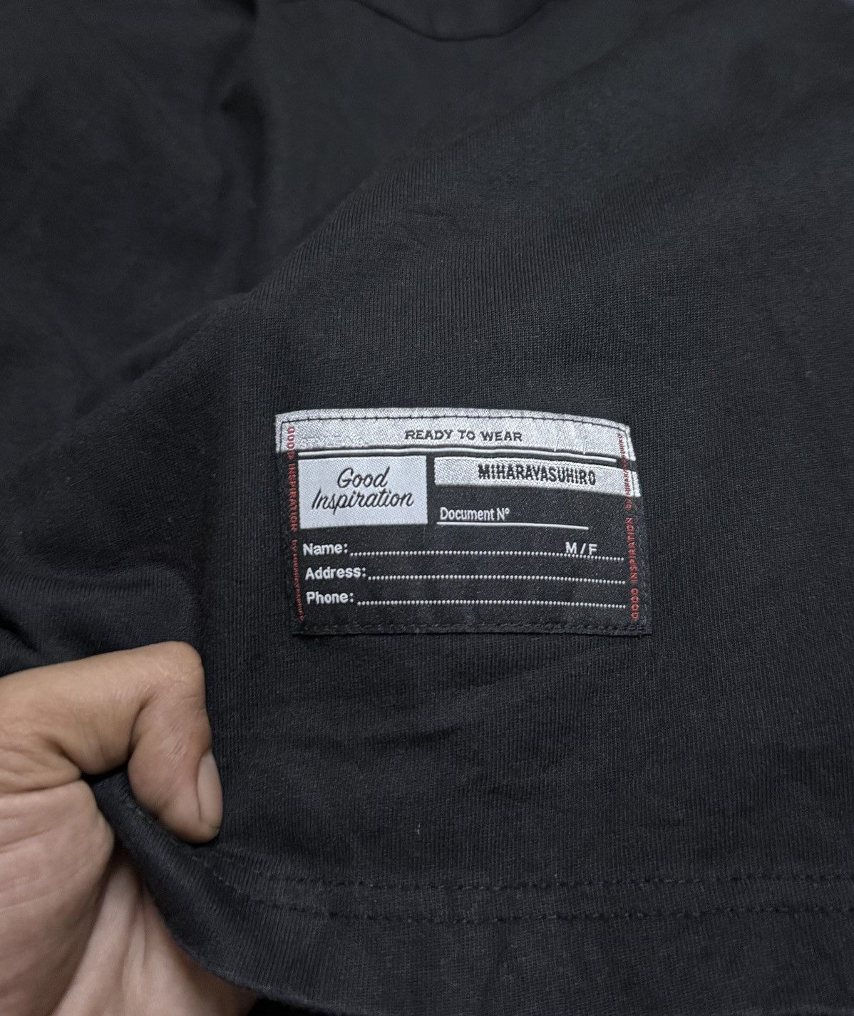 Maison MIHARA YASUHIRO Miharayasuhiro X GU Hybrid Tee Size US M / EU 48-50 / 2 - 6 Thumbnail