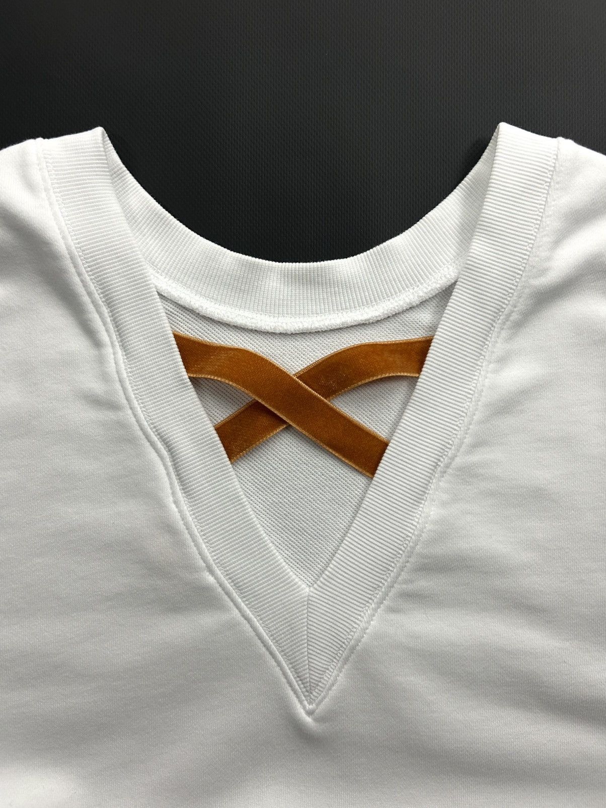 Onitsuka Tiger Rare Japanese Onitsuka Tiger White V-Neck Women’s Sweatshirt Size S / US 4 / IT 40 - 6 Thumbnail