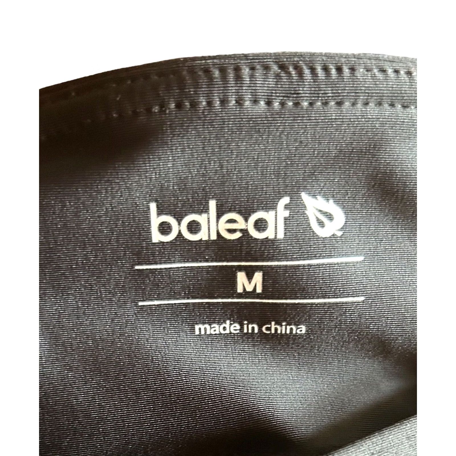 Vintage BALEAF Women Padded Running Spandex Shorts Workout Shorts Black Medium NWT New Size 28" / US 6 / IT 42 - 4 Thumbnail