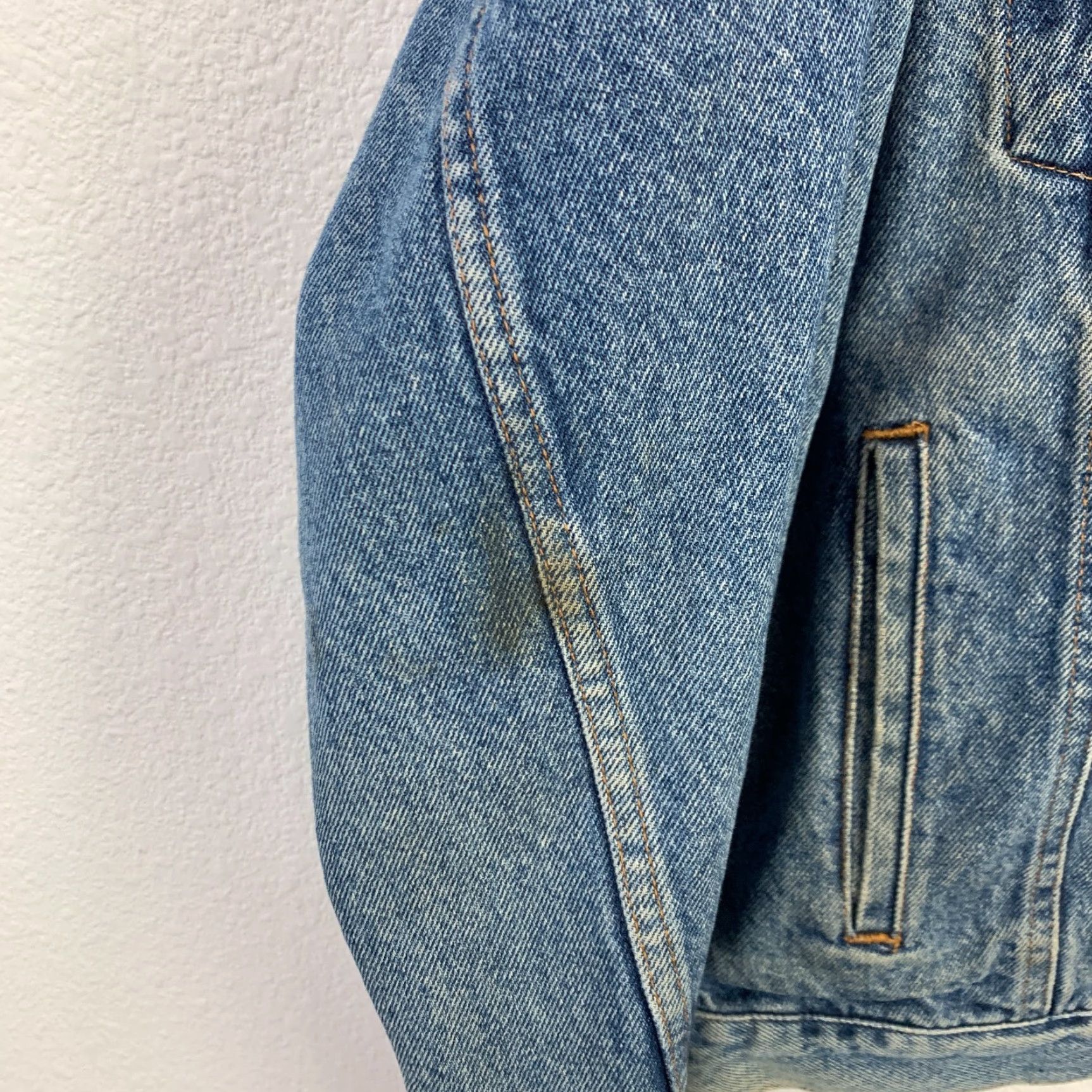 Old Navy VINTAGE Old Navy Denim Jacket Mens Large Button Grunge Trucker Jean Casual Size US 33 - 2 Thumbnail