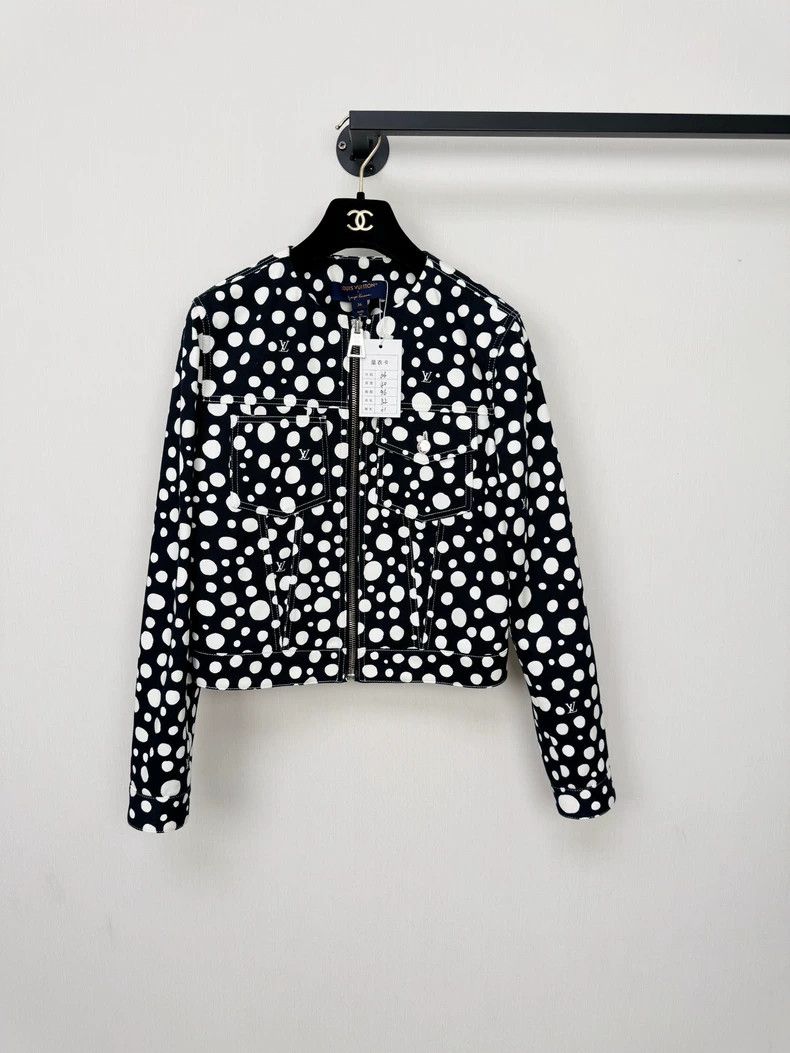 Louis Vuitton Louis Vuitton denim jacket Nextarrow-2505 Size XS / US 0-2 / IT 36-38 - 1 Thumbnail