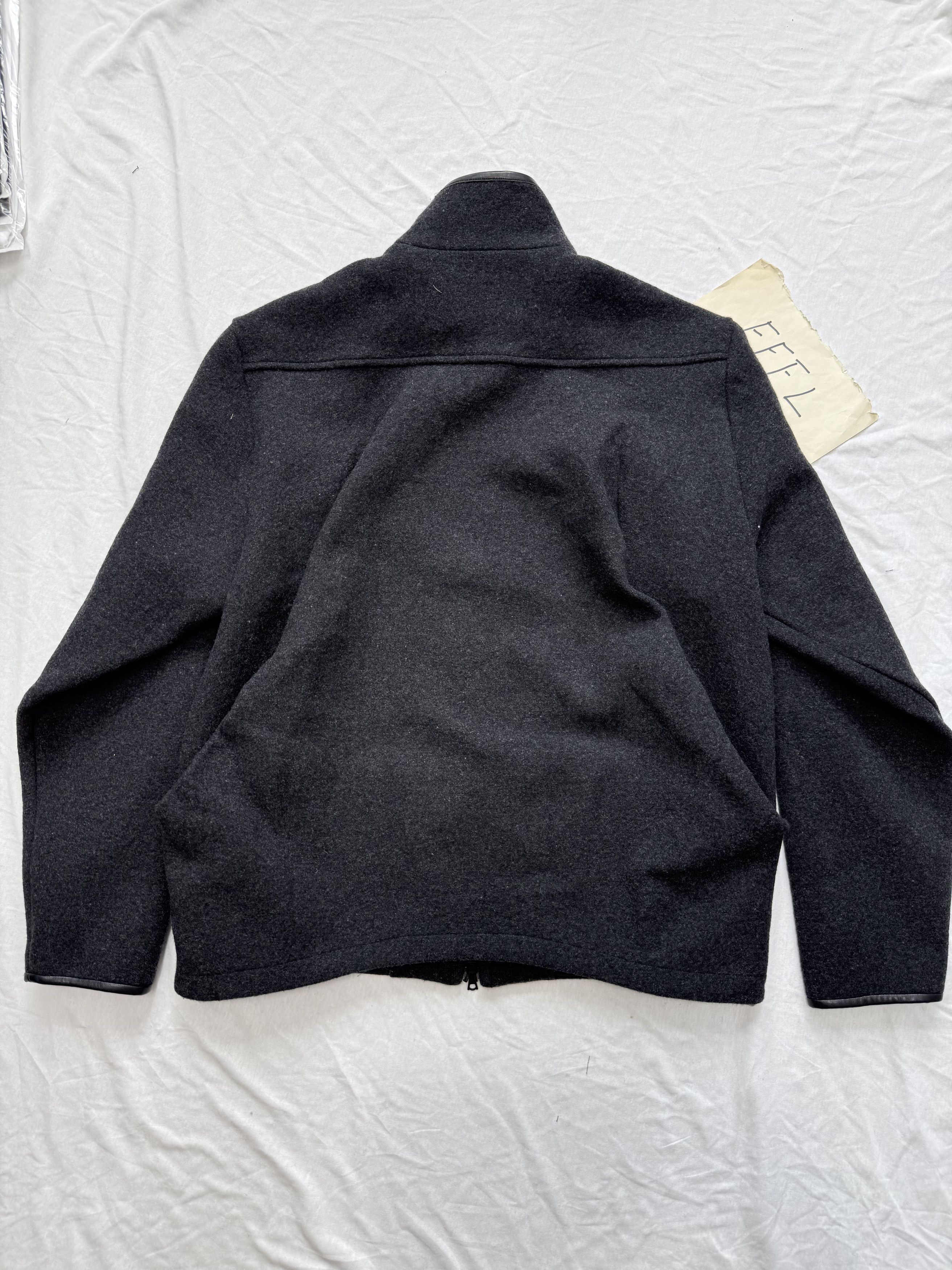美品 vujade cmmawear 黒のアウター M CMMAWEAR VUJA DE VC FLEECE BLACK M - メルカリ