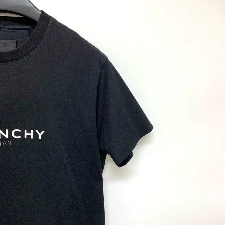 Givenchy Givenchy Short Sleeve T-Shirt, Black 2506-Nextarrow Size US XXS / EU 40 - 6 Thumbnail