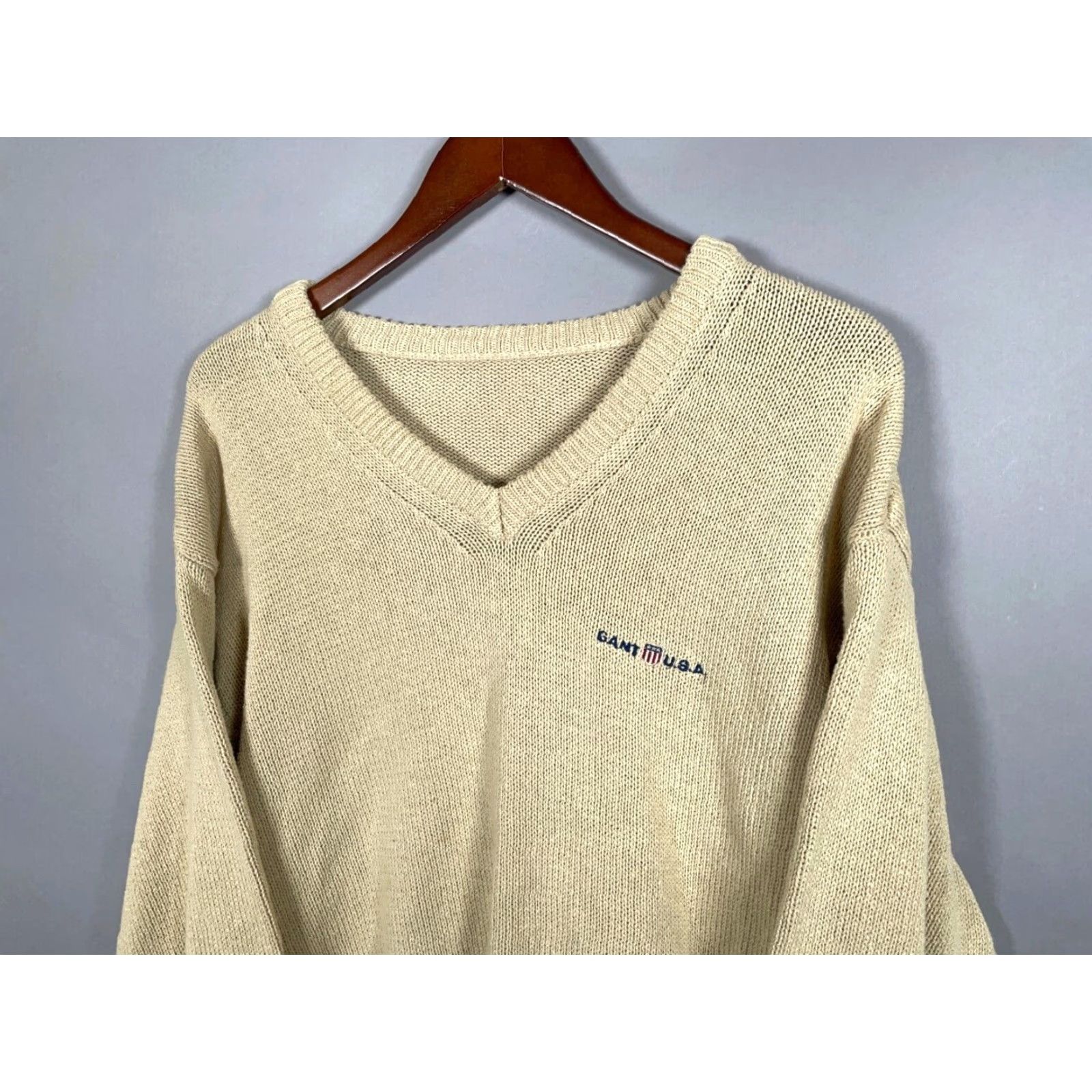 Gant VINTAGE GANT USA Sweater Adult Large Beige Cotton V-Neck Embroidered Preppy 90s Mens Size US L / EU 52-54 / 3 - 4 Thumbnail