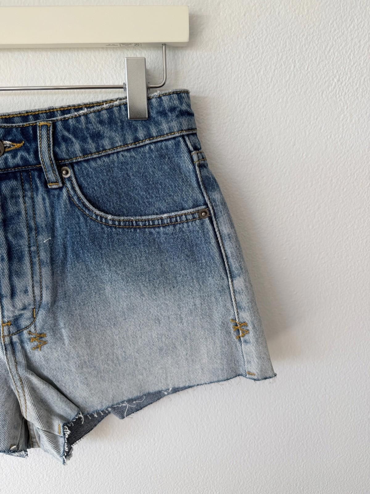 Ksubi new ksubi womens denim kali shorts glacier blue 26 8 small Size 26" / US 2 / IT 38 - 4 Thumbnail