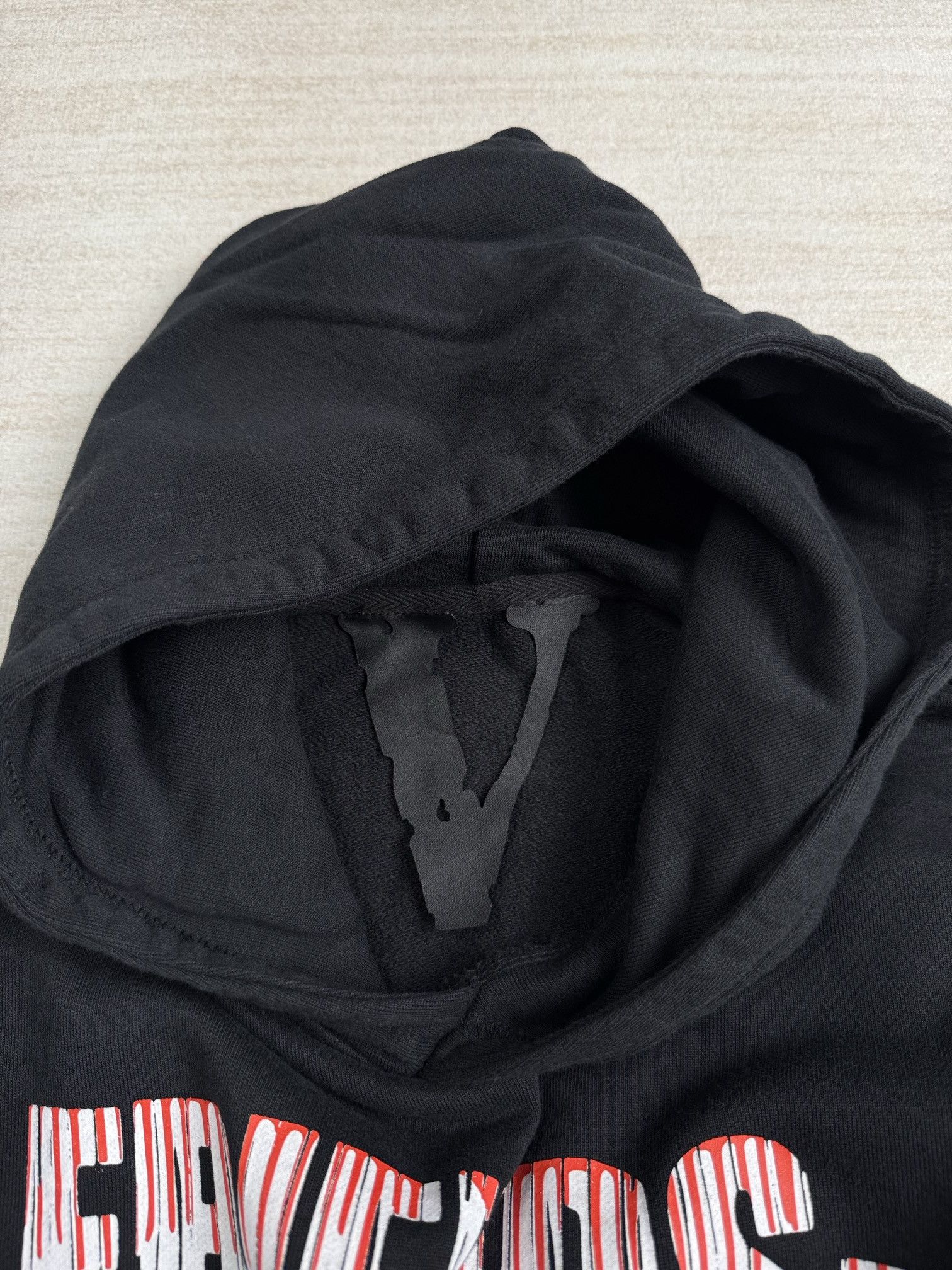 Vlone vlone slit scissors hoodie Size US M / EU 48-50 / 2 - 7 Thumbnail