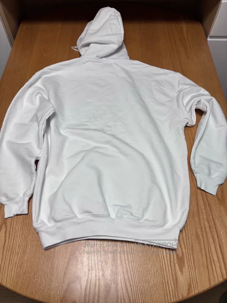 Balenciaga Balenciaga White Hooded Sweatshirt Size US XS / EU 42 / 0 - 2 Thumbnail