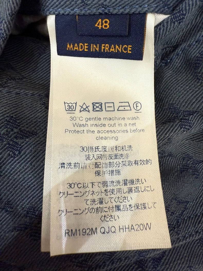 Louis Vuitton Louis Vuitton Full logo denim jacket Size US M / EU 48-50 / 2 - 6 Thumbnail