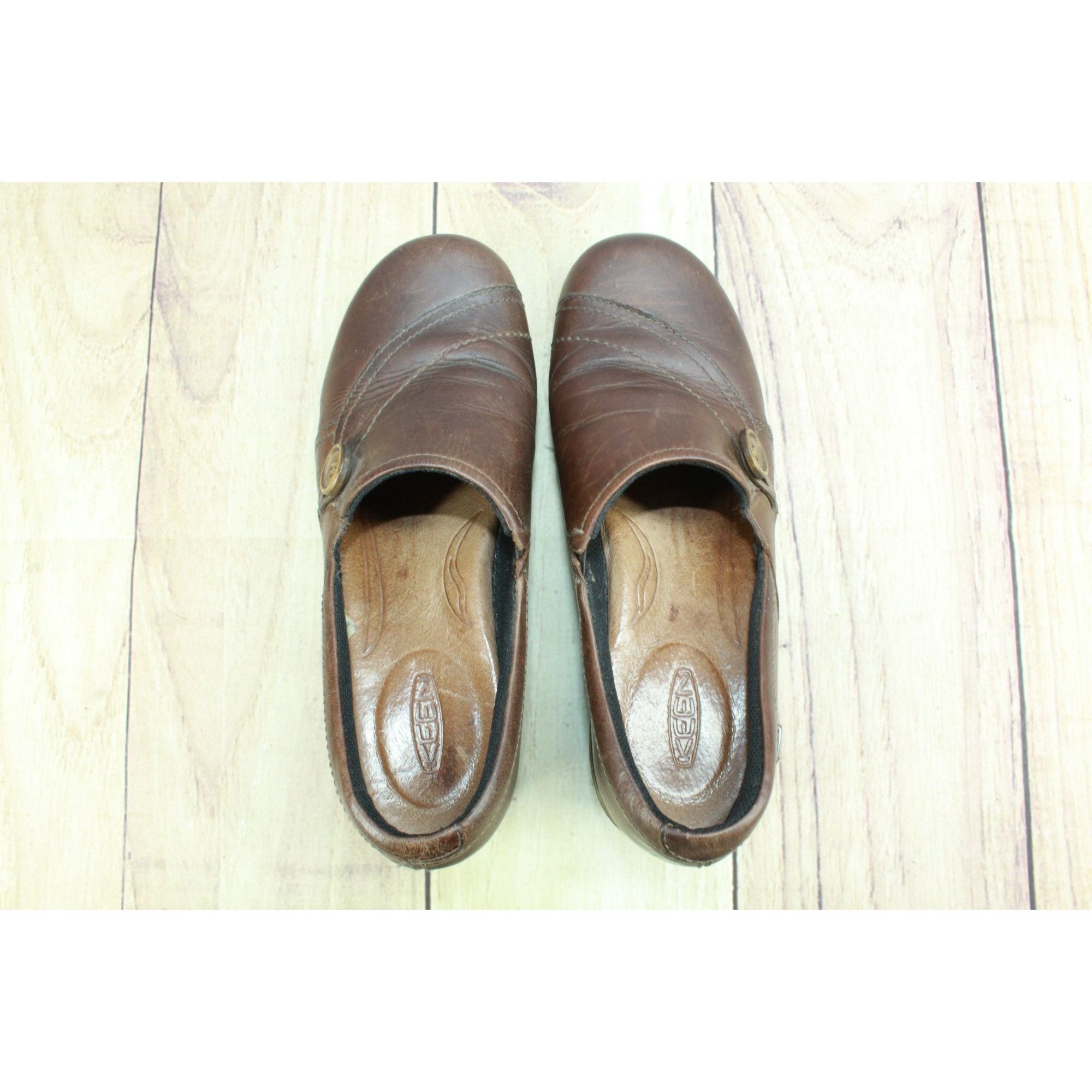 KEEN Keen Mora Button Leather Slip On Non Slip Casual Mule Clogs Size US 7 / IT 37 - 7 Thumbnail