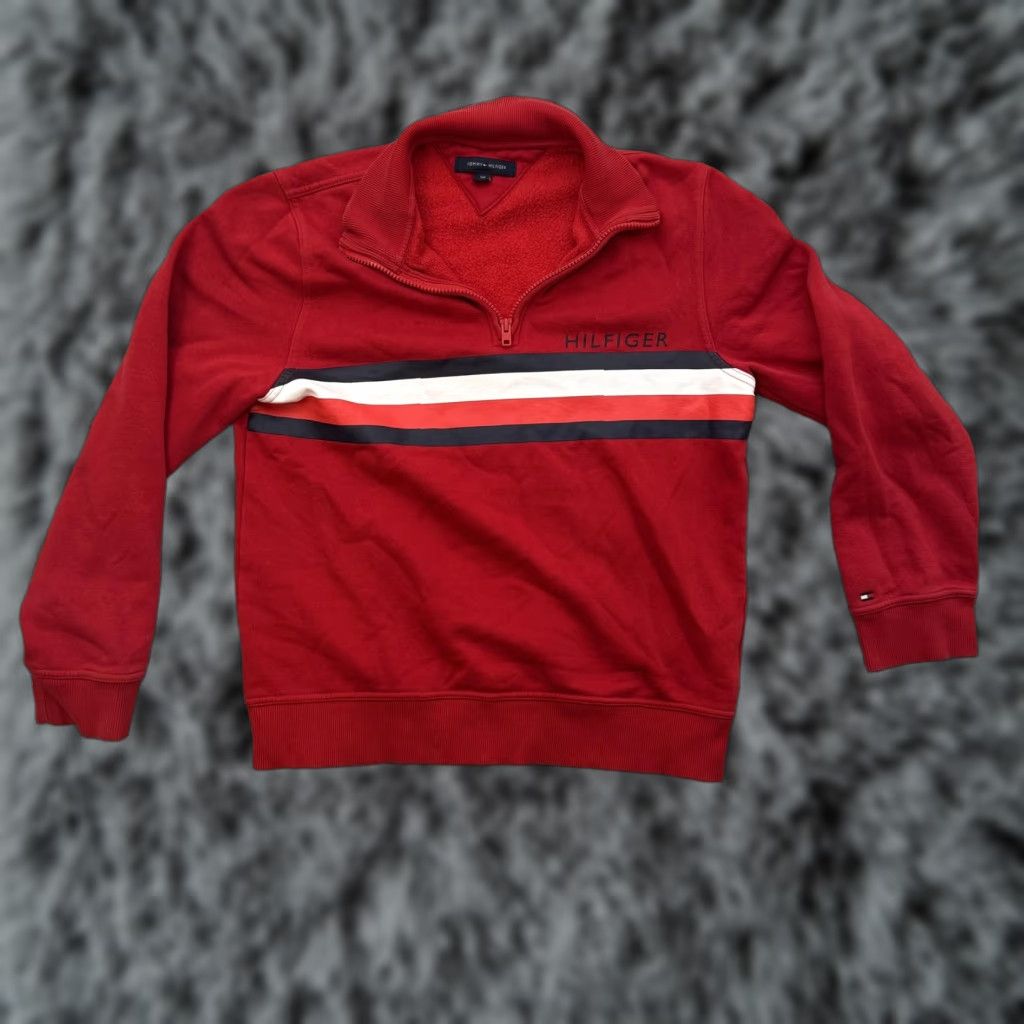 Tommy Hilfiger VINTAGE Tommy Hilfiger 1/4 Zip Sweatshirt Striped Red Navy White Small Mens Pullover Cotton Polyester Fleece 70s Preppy Golf Academia Size US S / EU 44-46 / 1 - 1 Thumbnail