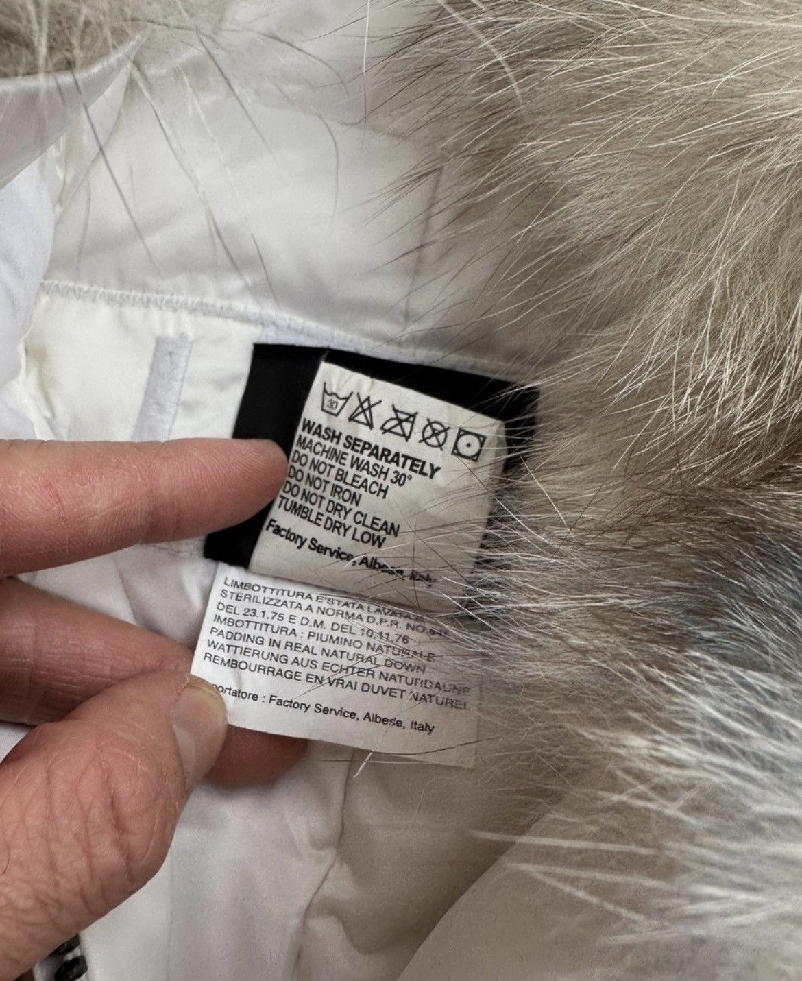 JET SET Jet Set St. Moritz Women’s White Down Ski Jacket Fur Hood Size M / US 6-8 / IT 42-44 - 5 Thumbnail