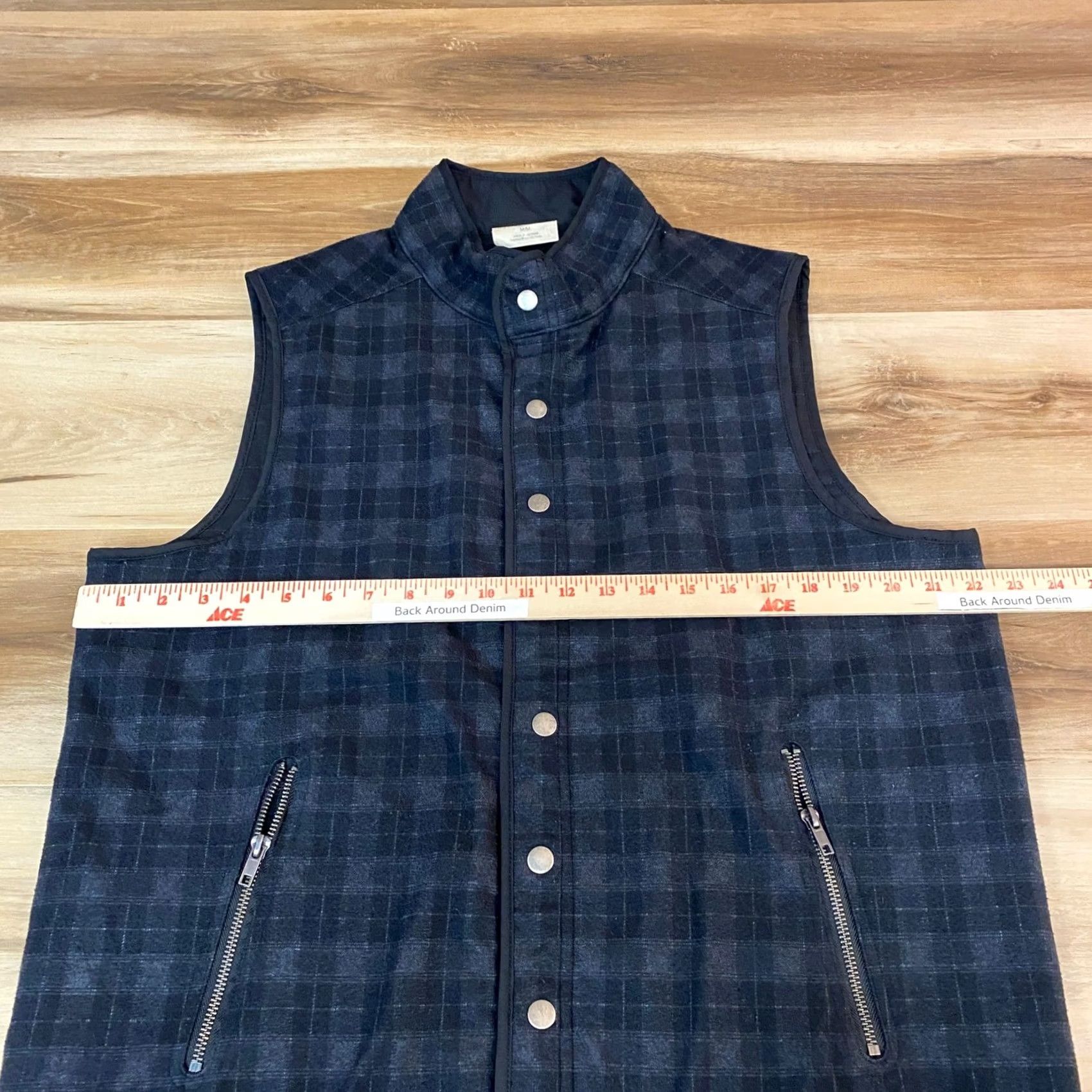 Vintage VINTAGE? No — Age of Wisdom Reversible Vest Mens M Plaid Quilted Snap Front Pockets Size US M / EU 48-50 / 2 - 7 Thumbnail