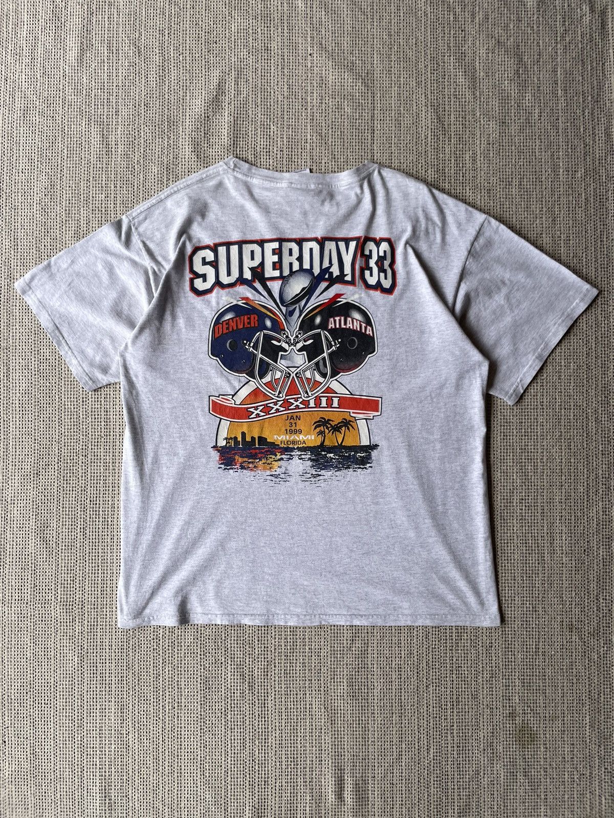 NFL × Tultex × Vintage Vintage 90s Tultex Superbowl XXXIII Denver vs Atlanta Tee Size US XL / EU 56 / 4 - 2 Thumbnail