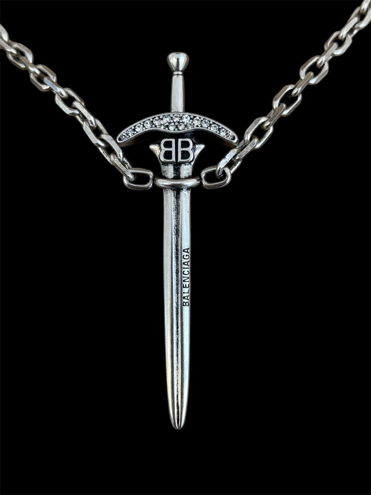 国内即発+BALENCIAGA＋Goth Sword ネックレス Balenciaga Balenciaga goth sword necklace | Grailed