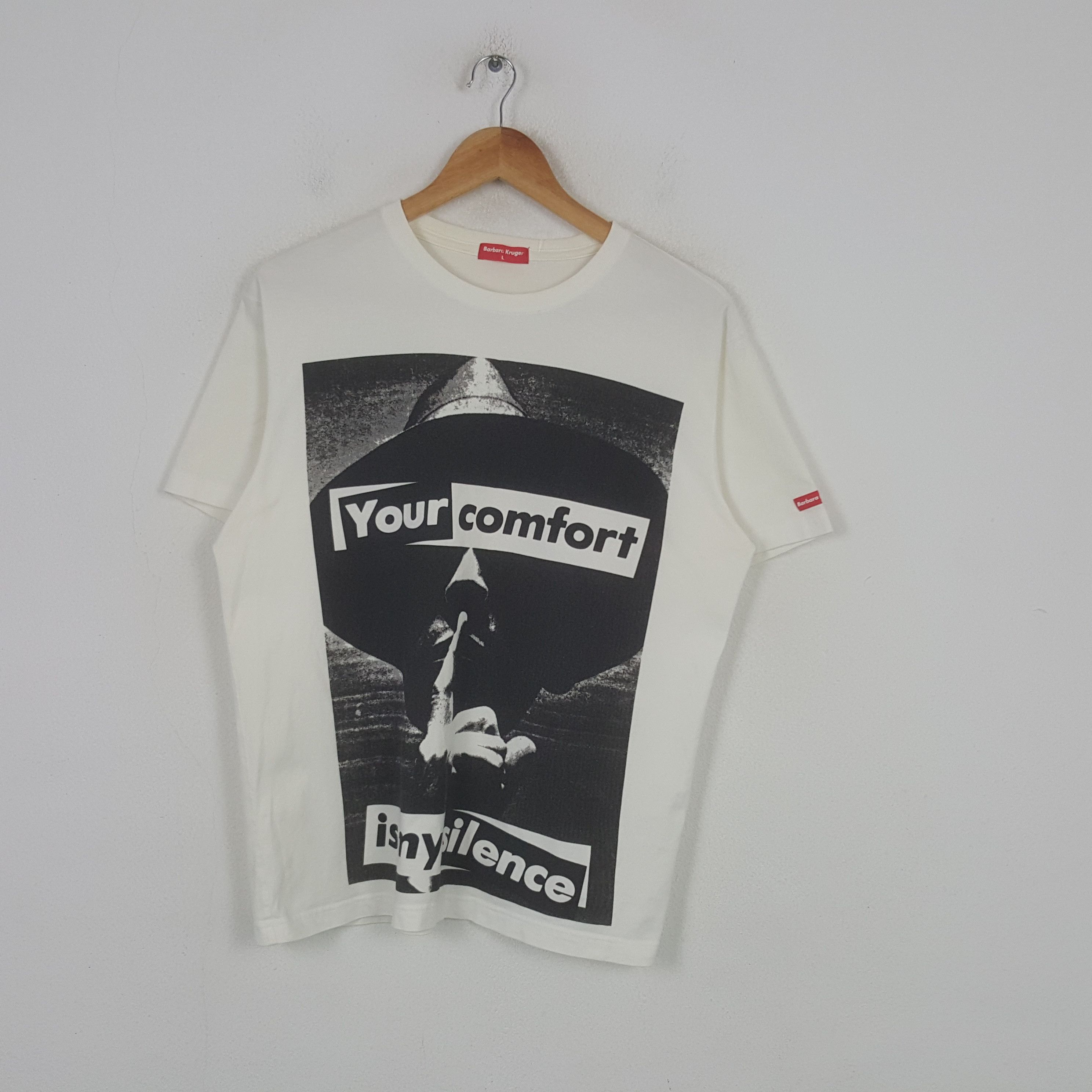 Vintage Barbara Kruger x UT Japanese Tshirt C294N77
