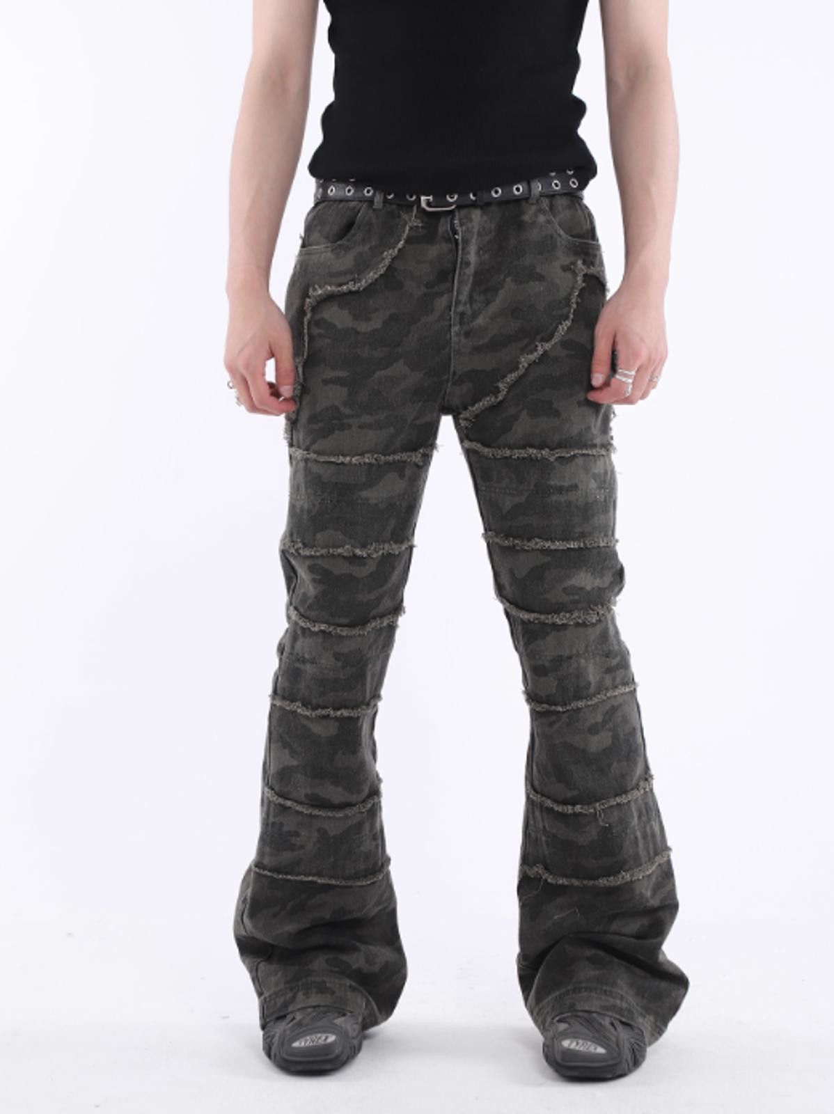 Japanese Brand Green Camouflage Distressed Flared Pants, Wide Leg Pants Size US 30 / EU 46 - 3 Thumbnail