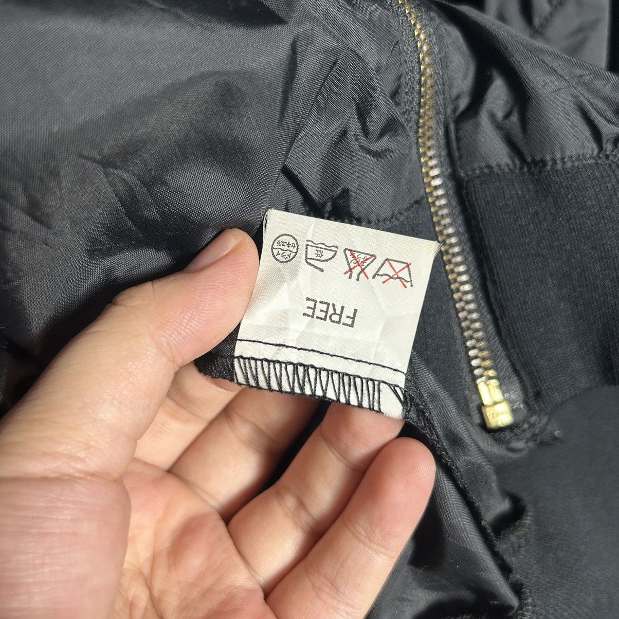 Michiko Koshino London Michiko London Full Zip Nylon Jacket Size US XL / EU 56 / 4 - 7 Thumbnail