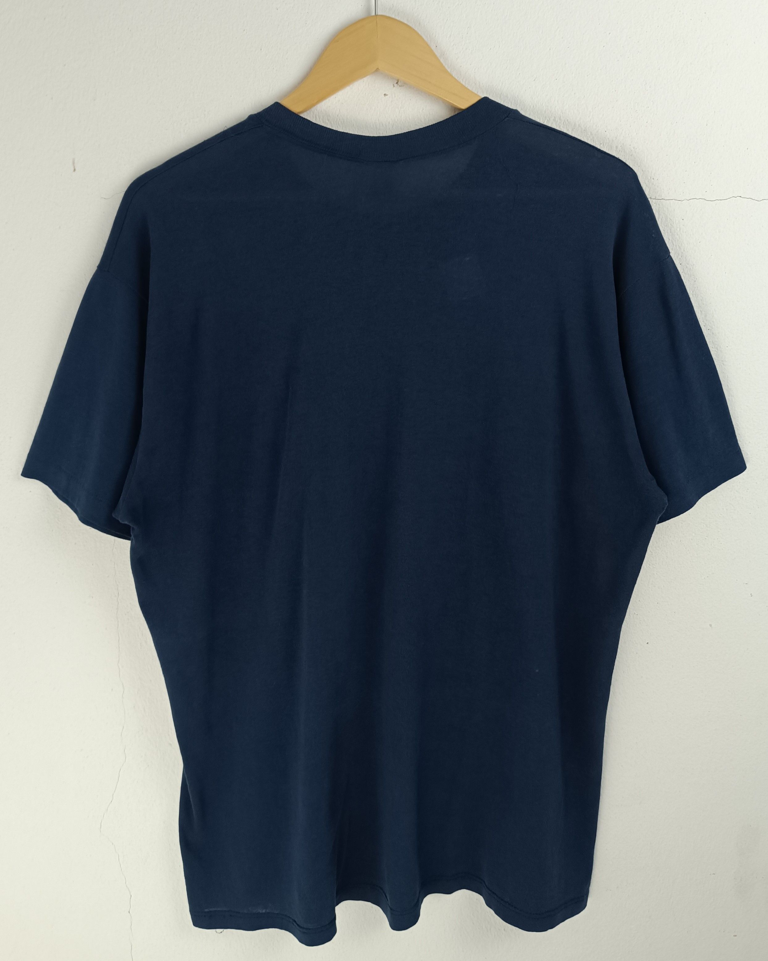 NFL VINTAGE 80'S NFL CHICAGO BEARS FADED TEE BULLS CUBS SOX Size US XL / EU 56 / 4 - 4 Thumbnail