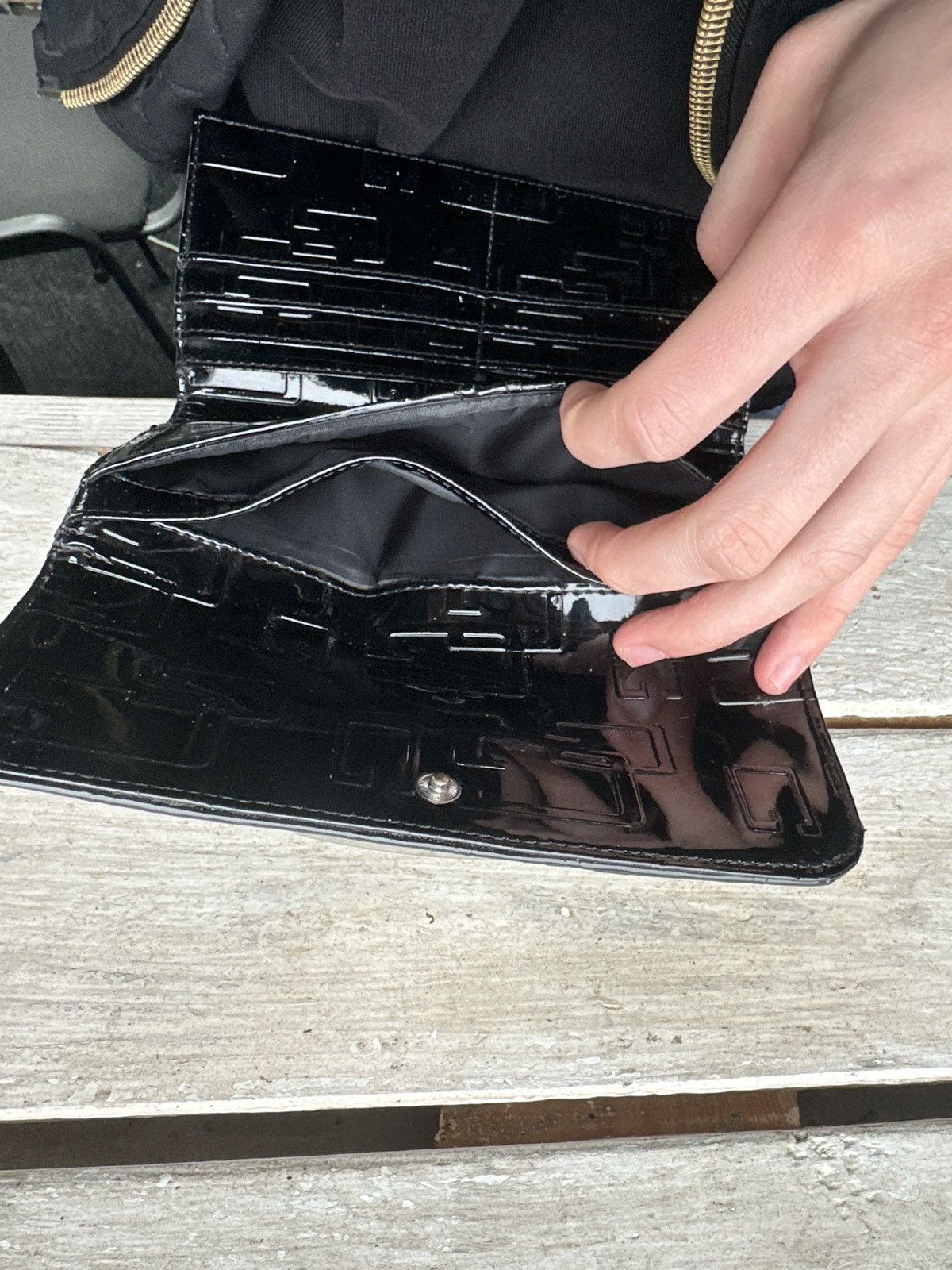 Guess 🚨Y2K Guess BIG BUCKLE BLACK Avant-Garde Japan style wallet Size ONE SIZE - 9 Thumbnail