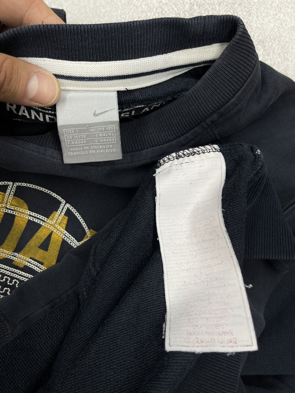 Nike × Nike ACG × Vintage Vintage Nike Randalls Island Grey Sweatshirt Center Swoosh Size US S / EU 44-46 / 1 - 7 Thumbnail