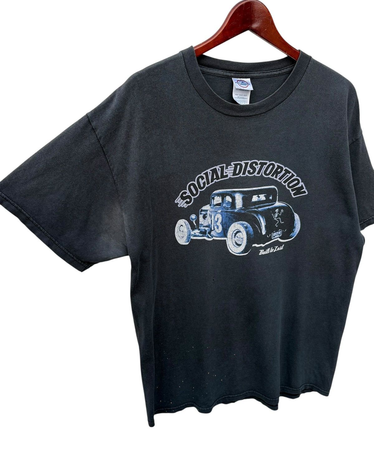 Band Tees Y2K Faded Social Distortion Punk Band Tee Size US L / EU 52-54 / 3 - 5 Thumbnail